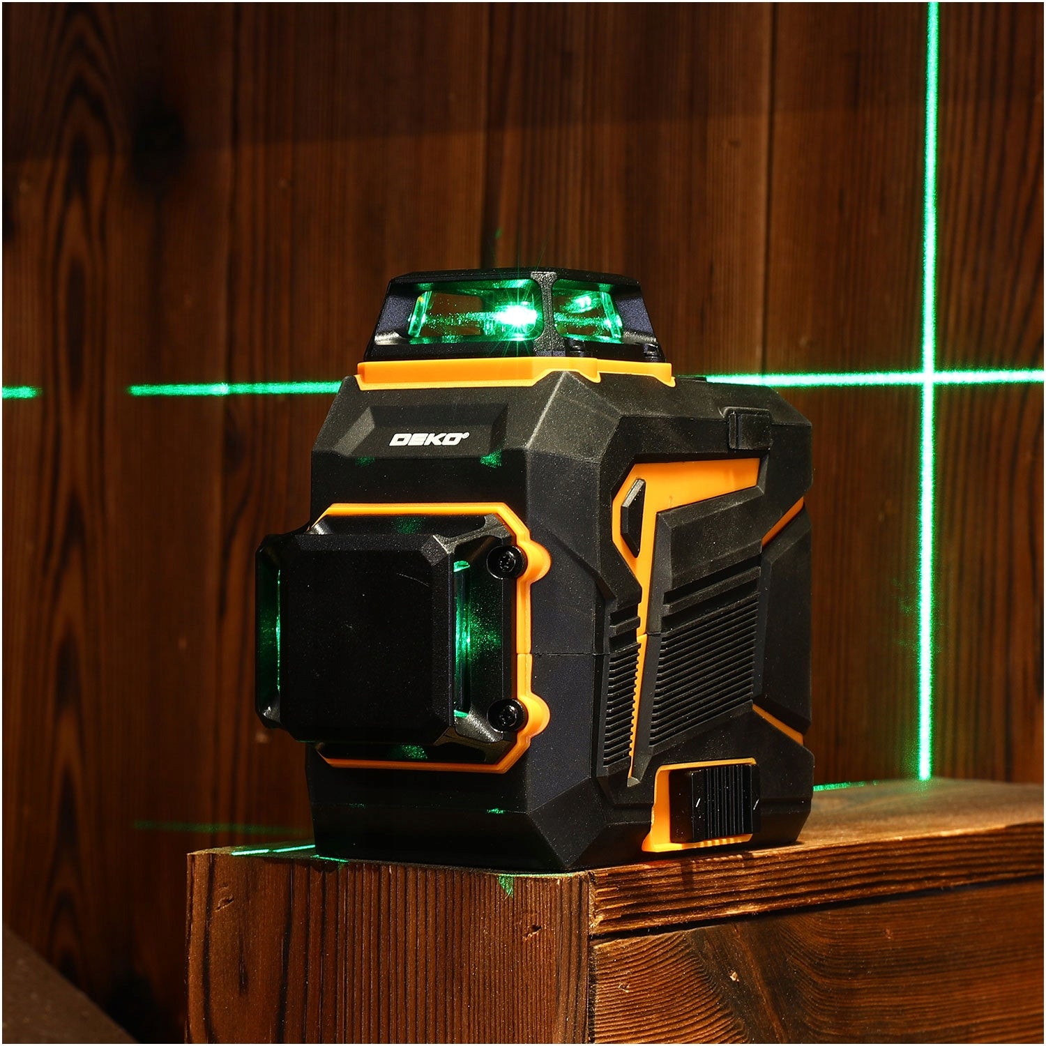 LASER LEVEL 360 PLANE 3D PRO CROSS LASER GREEN DEKO Maximum working range 30 m