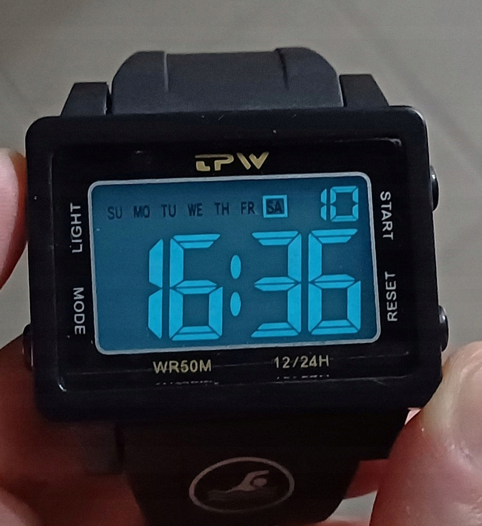 LCD electronic watch TPW sports style massive readable Case color silver