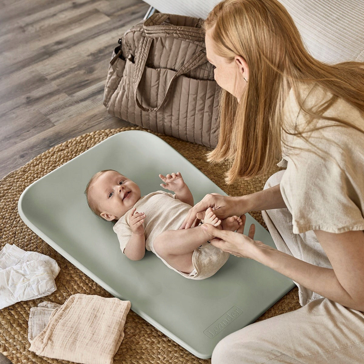 LEANDER MATTY Mini Changing Mat Sage Green Packaging status original