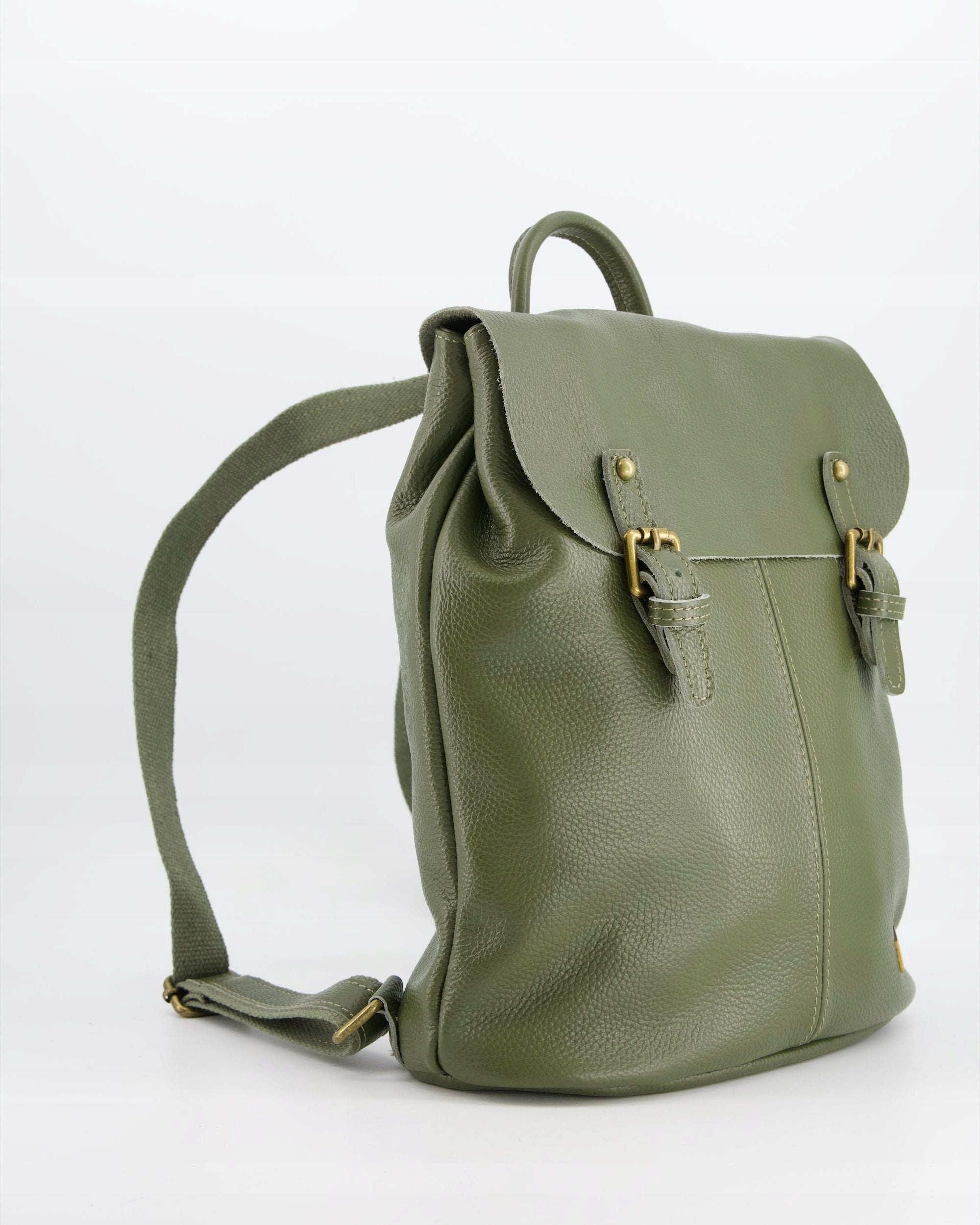 LEATHER WOMEN'S BACKPACK VENEZIA - GREEN WITH MAGNET FLAP Packaging status original