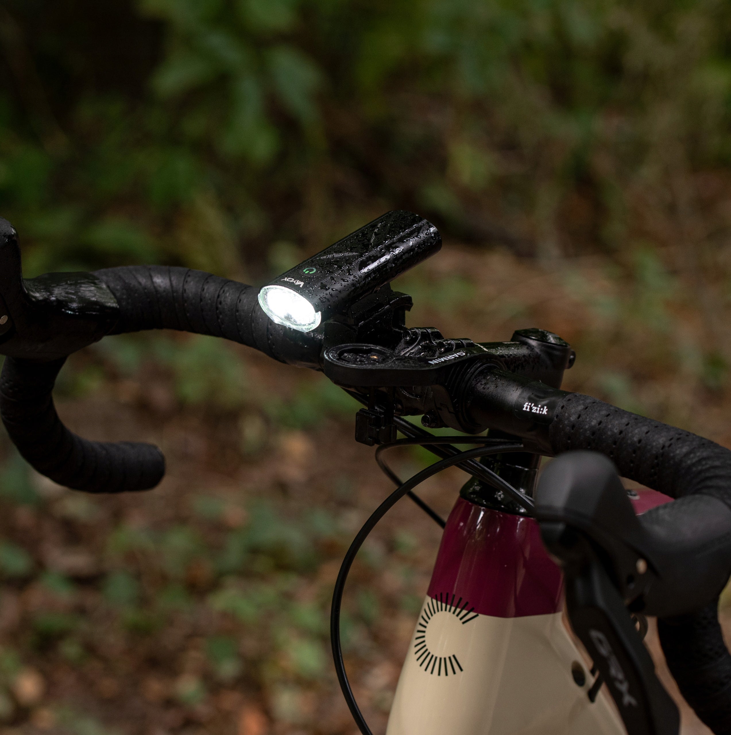 LED BIKE LIGHT FRONT USB-C IPX LAMP VAYOX Batteries included yes