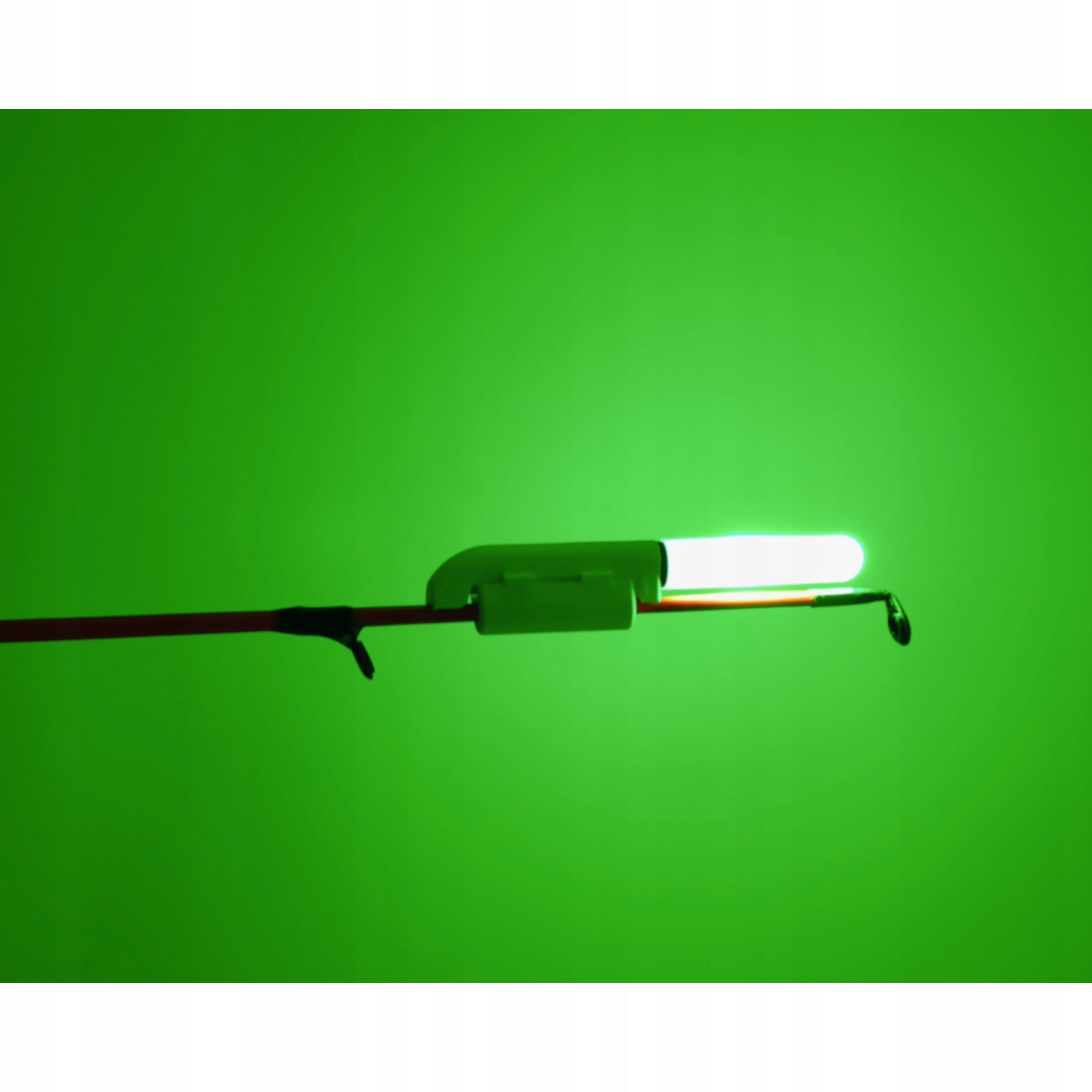 LED ELECTRONIC SKYLIGHT FOR TIP COLOR CHANGE + SHOCK BATTERY Batteries included yes