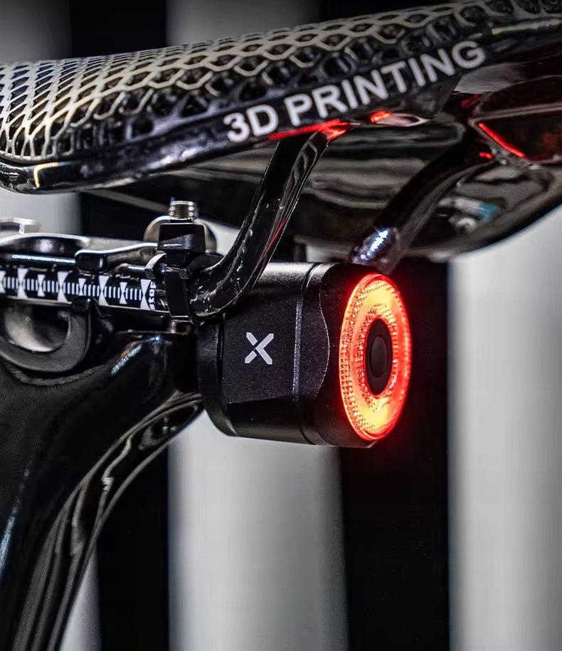 LED rear bike light XOSS XR PRO Kind rear-facing