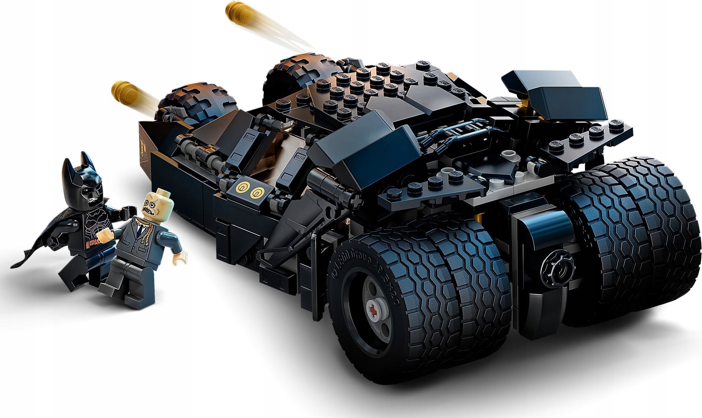 LEGO DC Super Heroes 76239 Batman Tumbler Clash with Scarecrow Brand LEGO