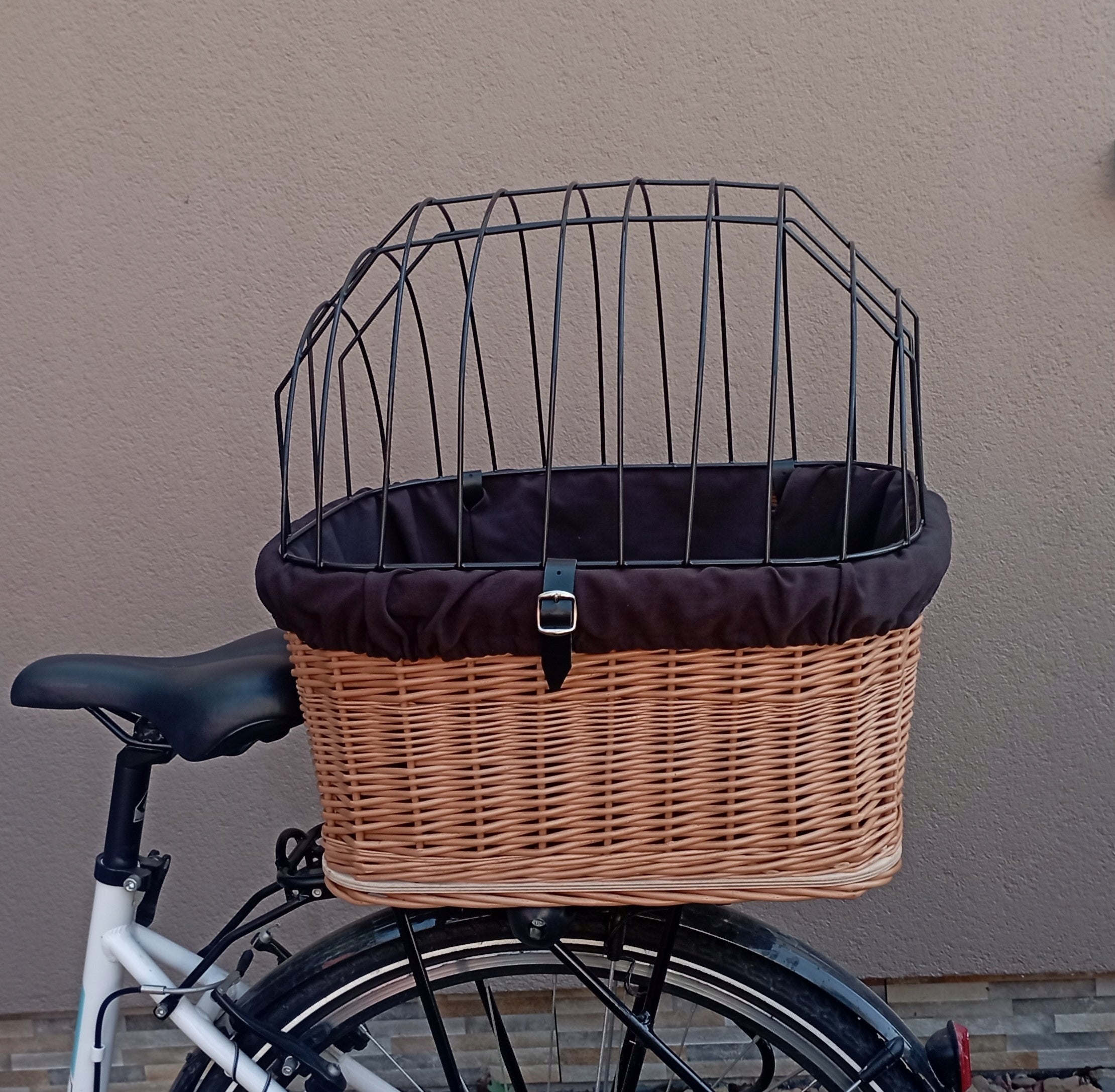 Large wicker basket bike basket Dog RACK +insert + Cushion Manufacturer code BAG 51