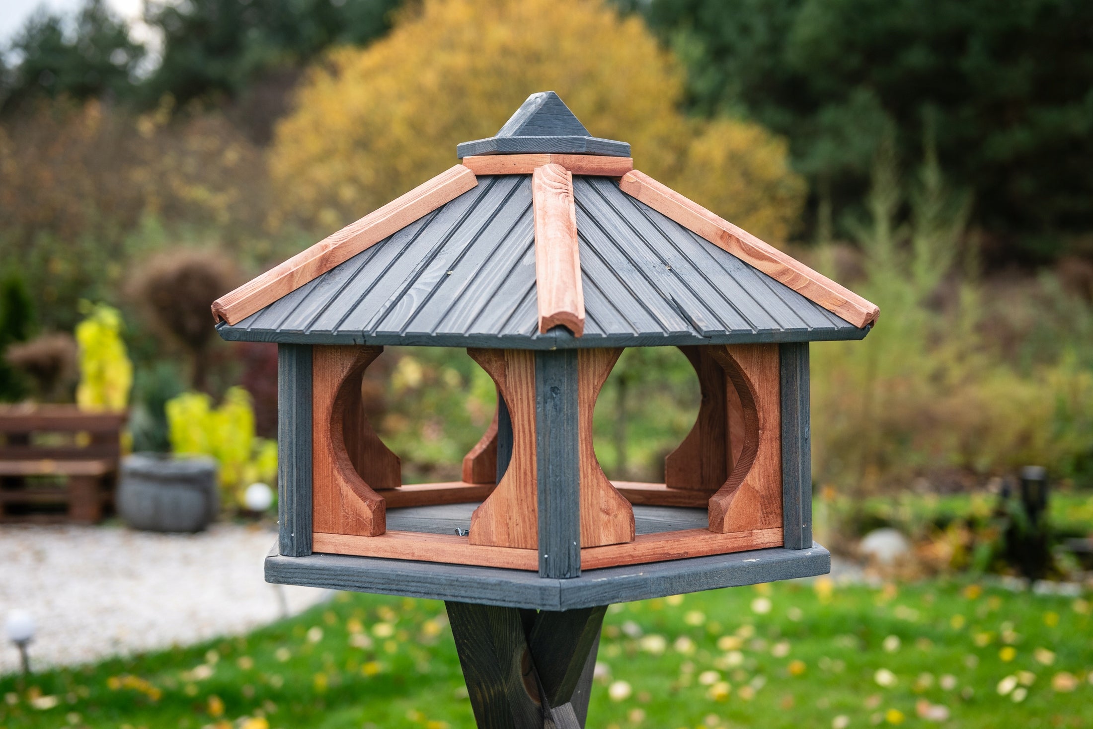 Large wooden bird feeder anthracite-tik KW52 Polish Manufacturer EAN (GTIN) 5906400638278