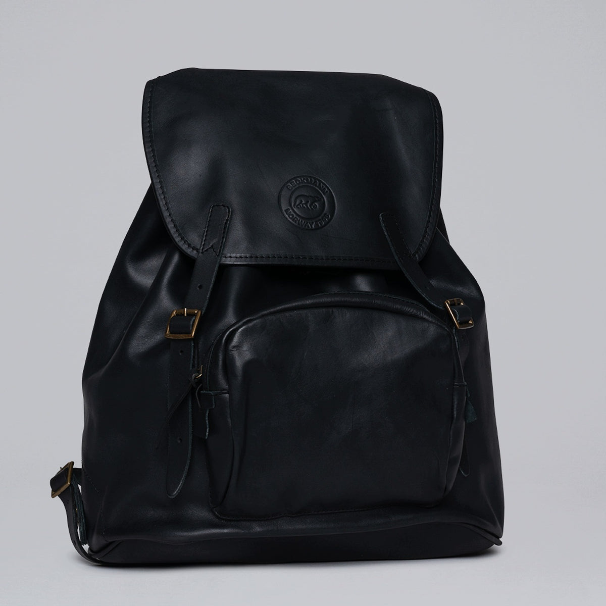 Leather bag, Black - 30 L