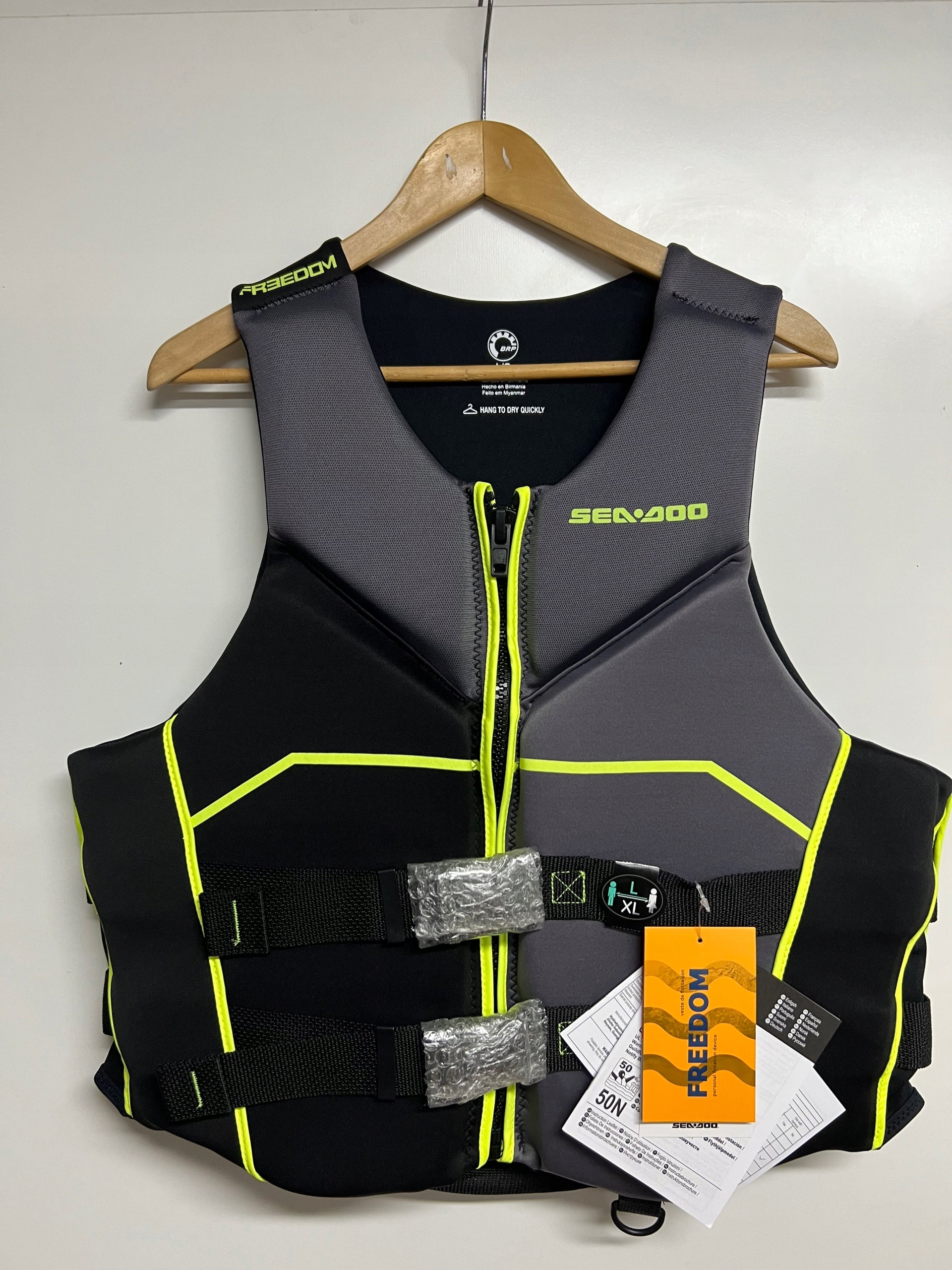 Life Vest neoprene vest Sea-Doo Freedom Black 3XL