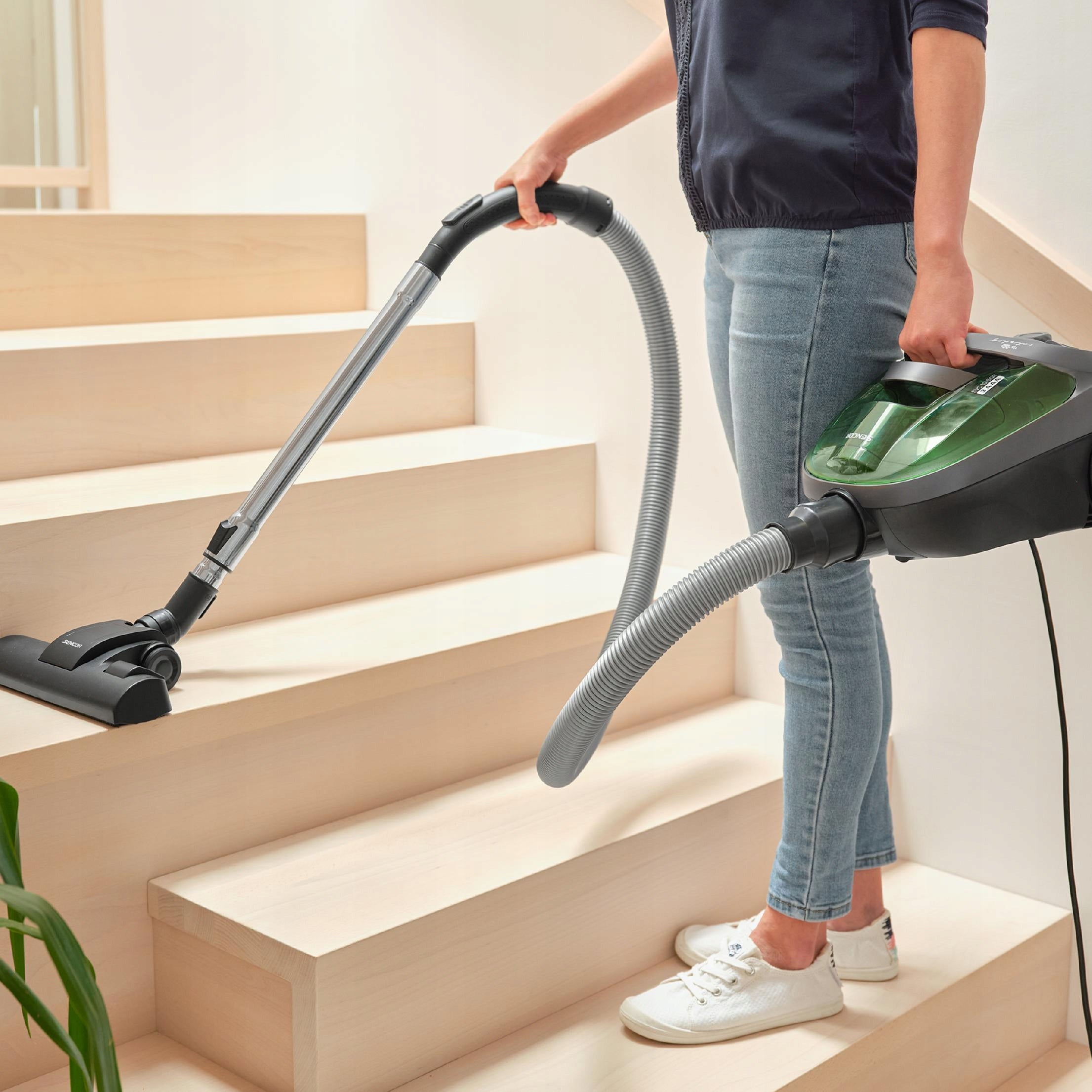 Lightweight POWERFUL Bagless Vacuum Cleaner Sencor SVC 1016GR Black 800W EPA E12 Design accessories storage telescopic tube