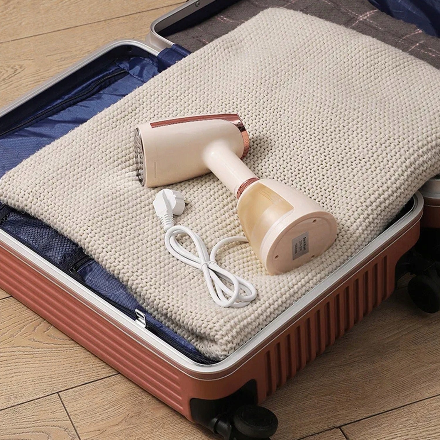 MANUAL STEAMER FOR CLOTHES STEAM IRON STEAMER ADJUSTMENT 7IN1 SET Functions steam function vertical steam ejection vertical ironing steam flow adjustment