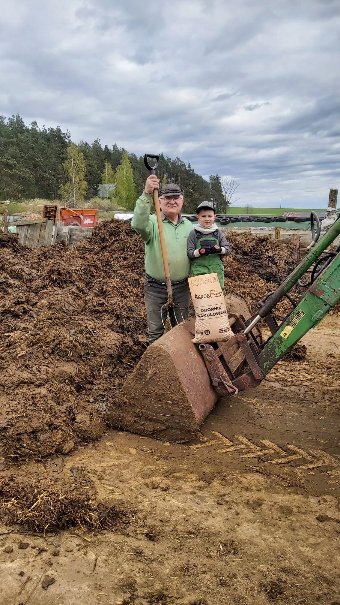 MANURE GRANULATED NATURAL FERTILIZER FOR VEGETABLES FRUIT ORGANIC 20kg Manufacturer code obornik granulowany nawóz organiczny