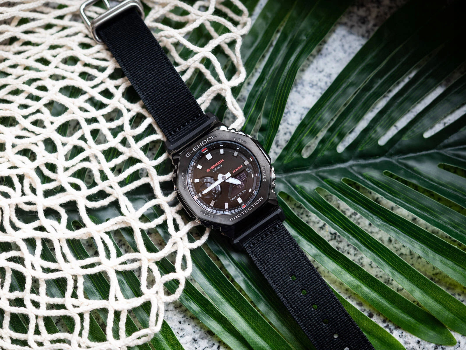 MEN'S WATCH CASIO GM-2100CB-1AER G-SHOCK 200M Batteries included yes