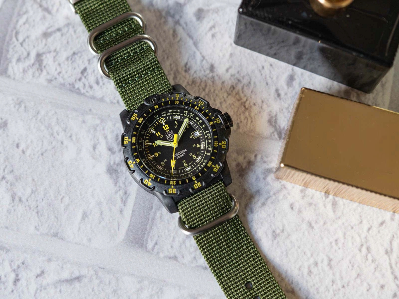 MEN'S WATCH LUMINOX XL.8826.MI RECON POINT MAN GREEN ON STRAP 200M Brand LUMINOX