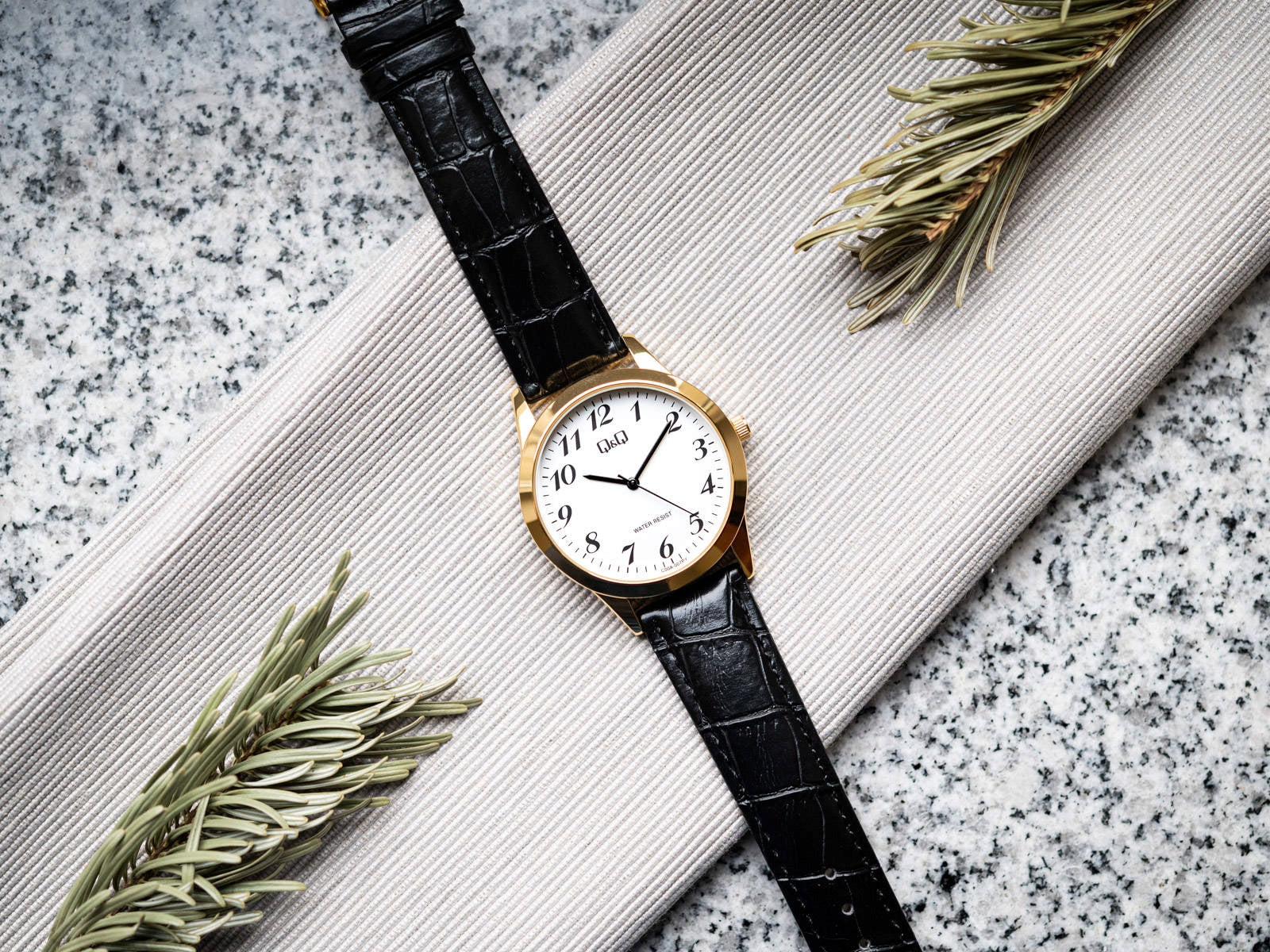 MEN'S WATCH Q&Q C00A-007PY CLASSIC READABLE Batteries included yes