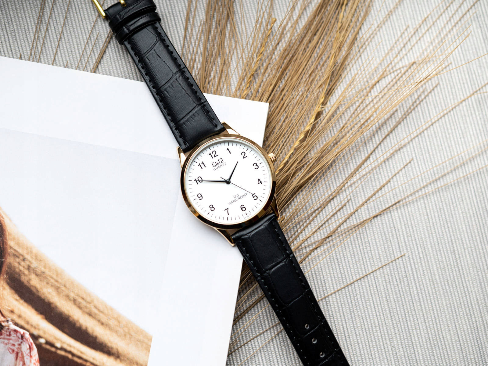 MEN'S WATCH QQ C212J104Y CLASSIC CLEAR Batteries included yes