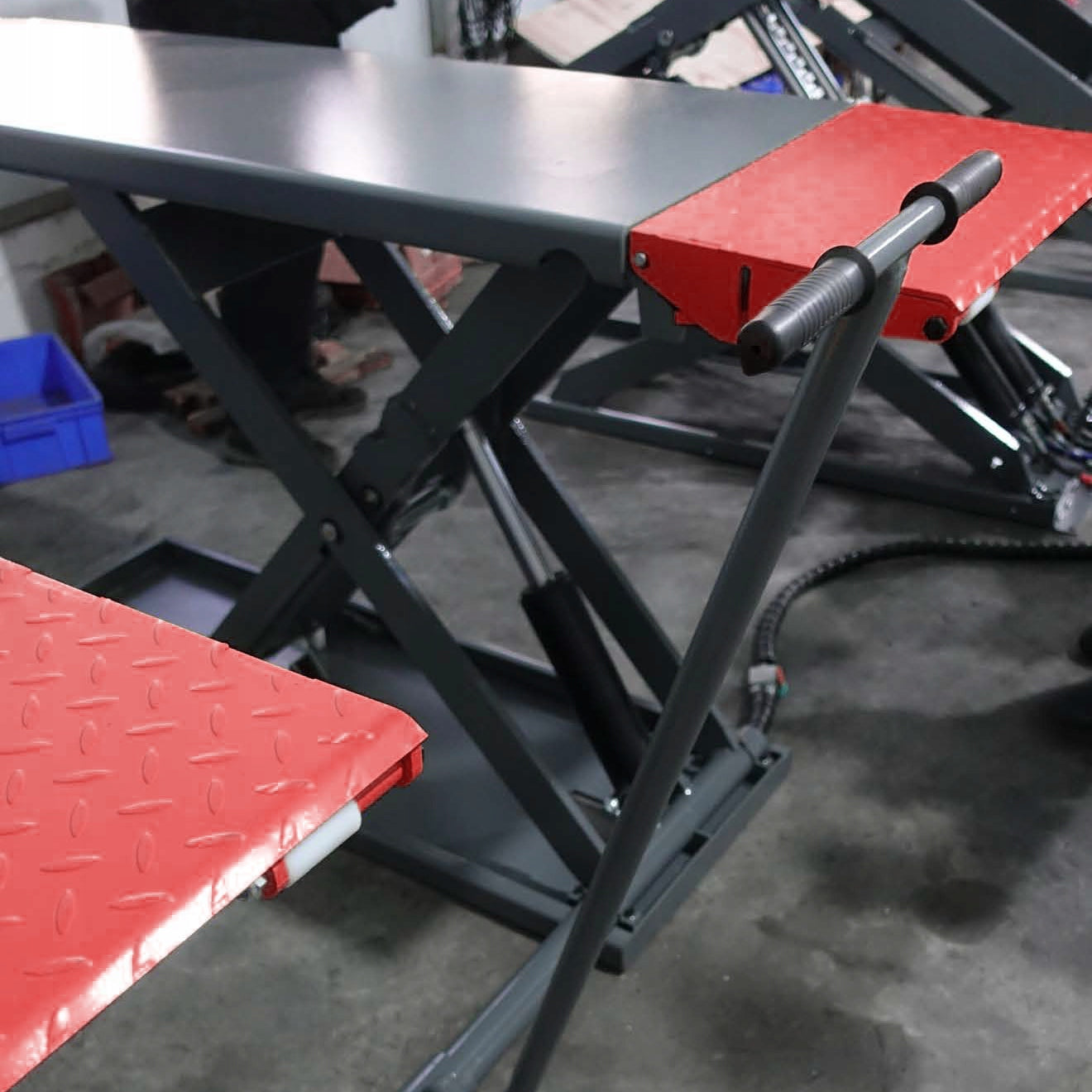 MOBILE SCISSOR LIFT WELL KRAFT M30 220 V Brand Well Kraft
