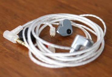 MOONDROP SSR - DYNAMIC IN-EAR MONITORS EAN (GTIN) 6972585500364