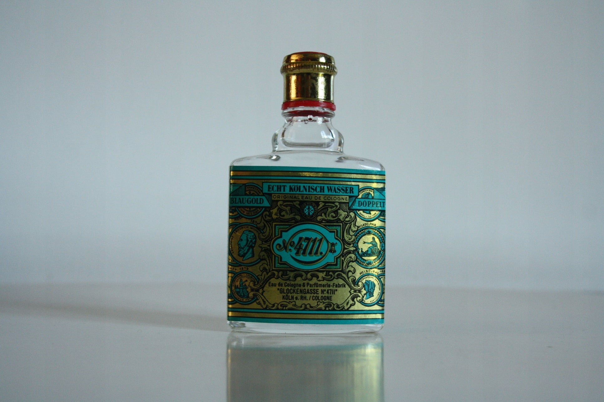 MORE THAN A COLLECTIBLE MINIATURE 4711 ECHT KOLNISCH WASSER (25 ML)