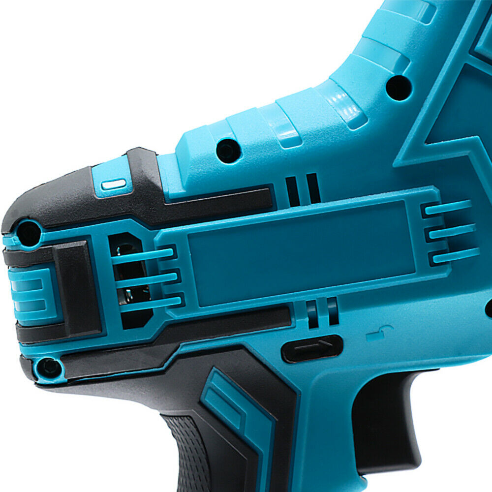 Makita 18V Cordless Reciprocating Saw with 4 Wood Cutting Saw Blade Depth of cut in wood 100 mm