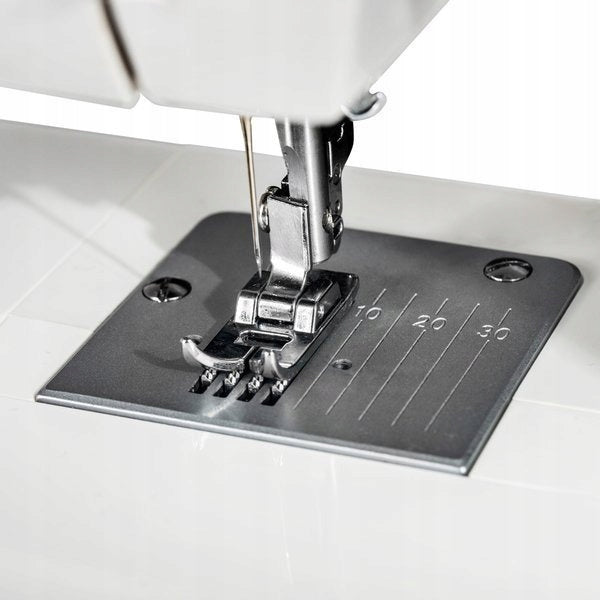Mechanical sewing machine Karina 910 double needle overlock 38 stitches Model Łucznik 910 Karina