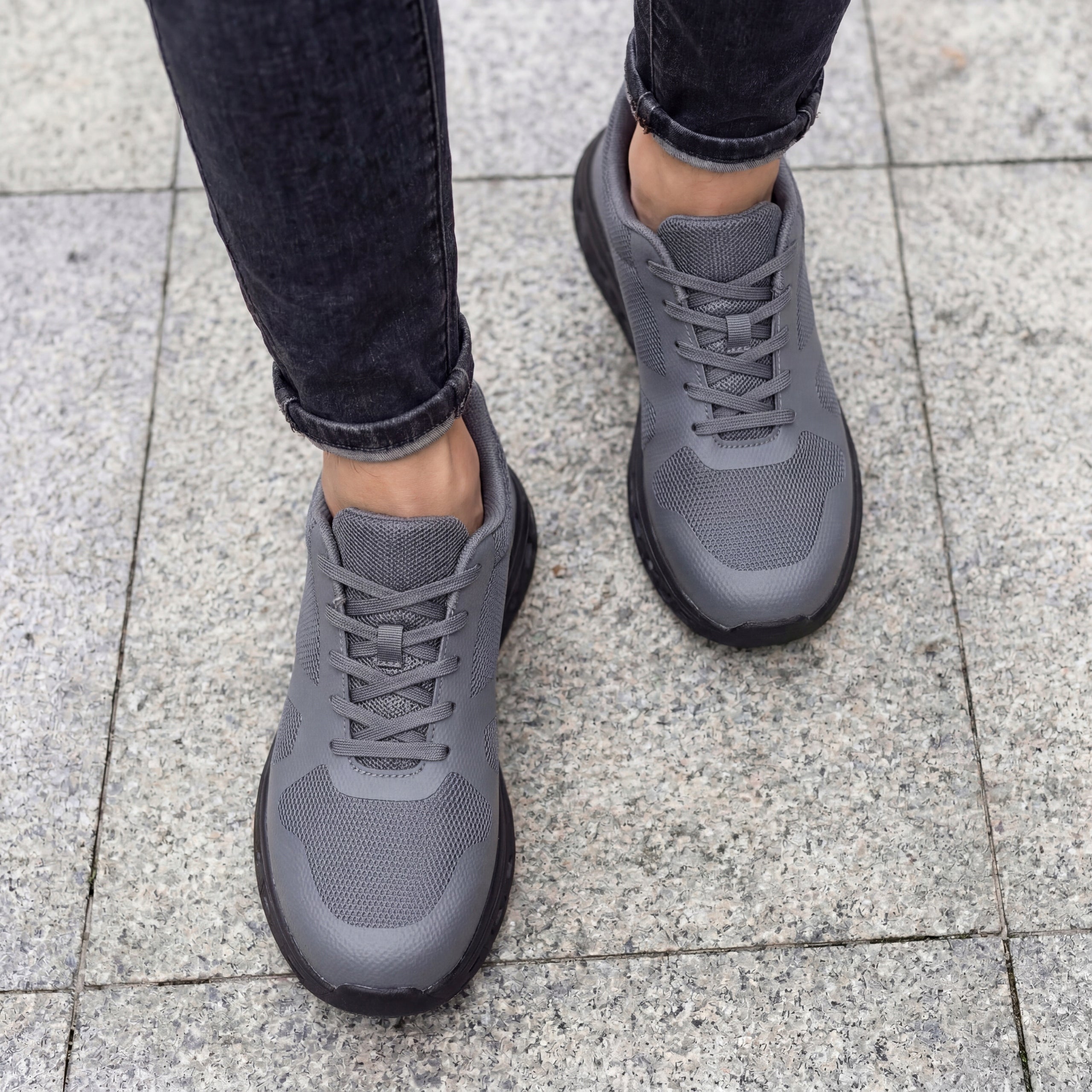 Men's Work Shoes Sports ADIDAS BHP Shoes Lightweight Without Lift Grey Manufacturer code Buty ROBOCZE Męskie ADIDASY BHP24-PB-01-GY-40