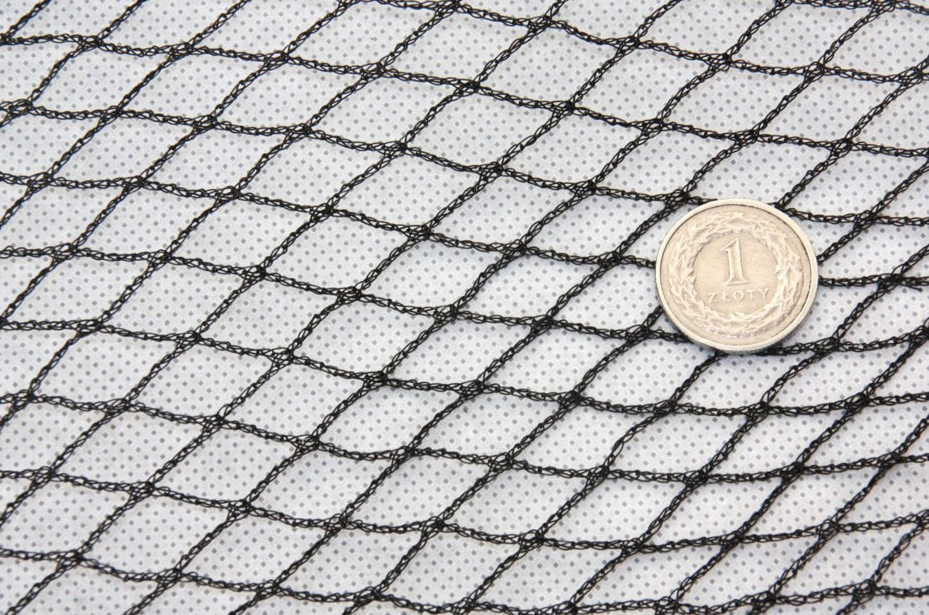 Mesh against birds STRONG 35g/m2 BLACK 10m/mb