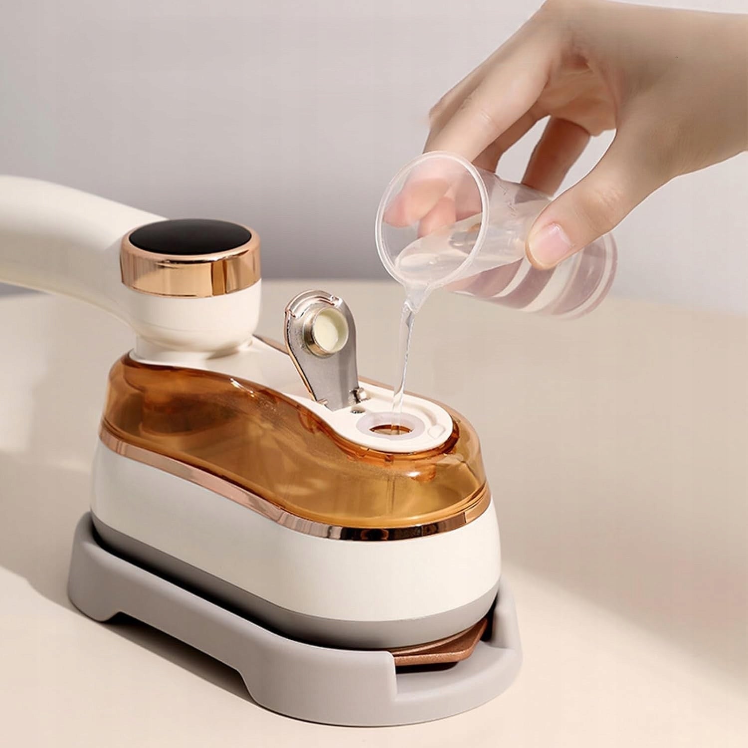 Mini Steam Iron 1000W Tourist Green, Steam + Dry Power 1000 W