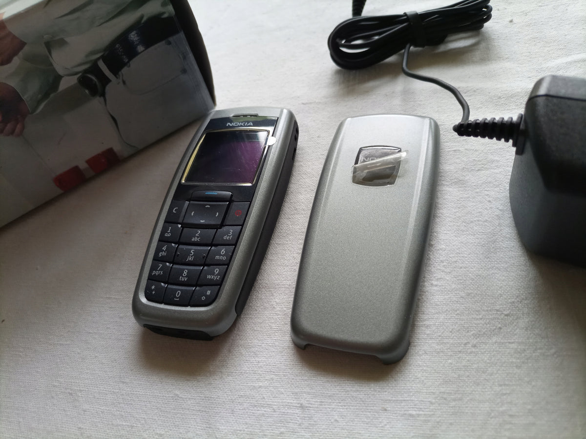 Mobile Phone Nokia 2600 4MB/2MB 2G New Original Factory Films Packaging status original