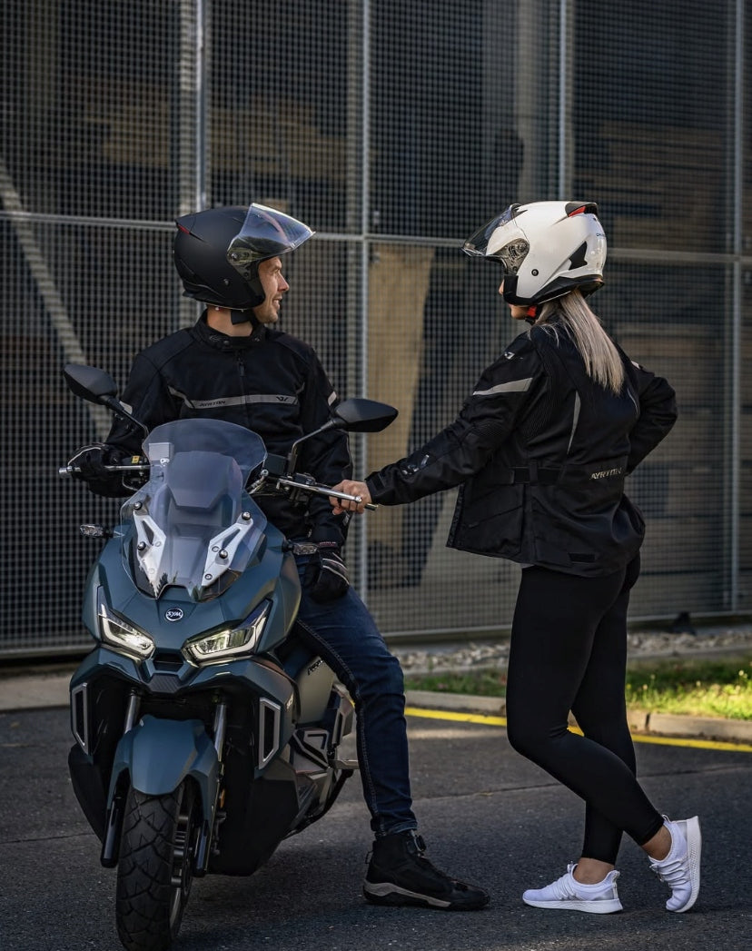Motorcycle helmet open CASSIDA REFLEX white 2 XS 53-54 ECE22.06J reflectors EAN (GTIN) 5902600802419