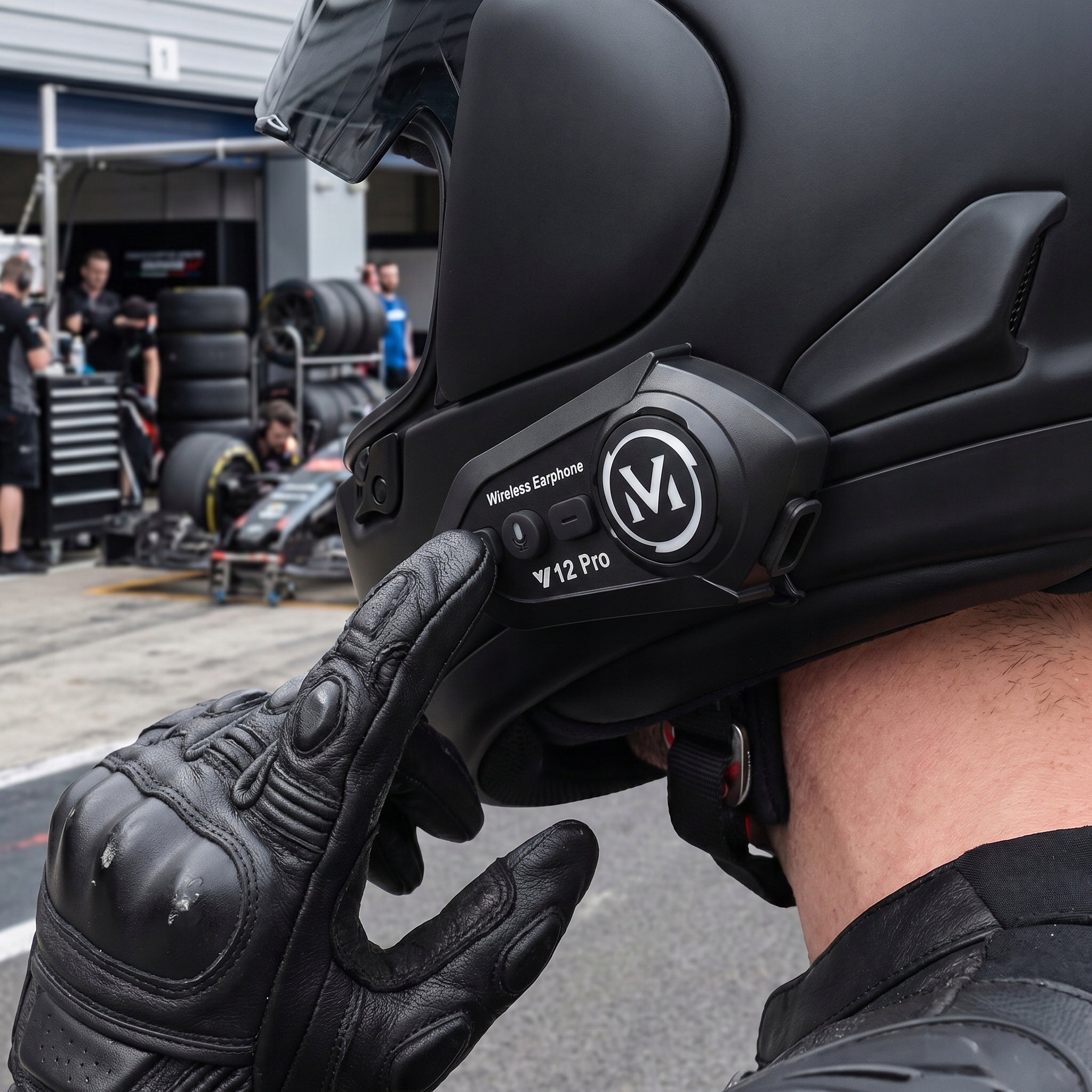Motorcycle intercom Bluetooth 5.4 up to 2 people FM noise reduction IPX6 Packaging status original