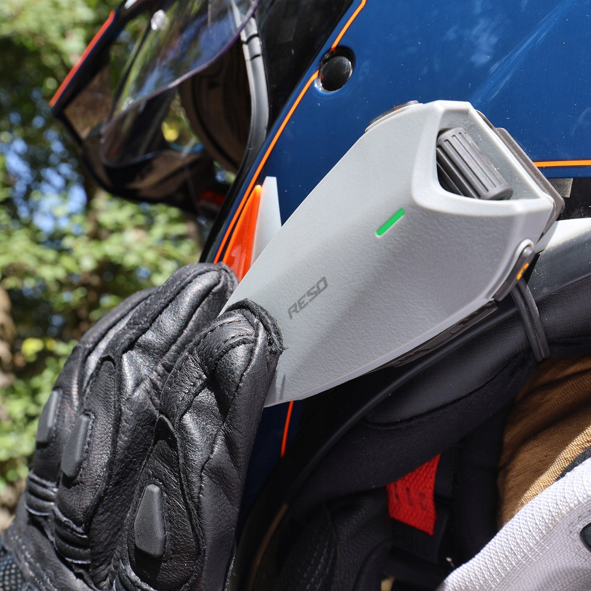 Motorcycle intercom ResoPilot Neo Mesh magnetic mounting up to 15 pers. up to12km Manufacturer RESO