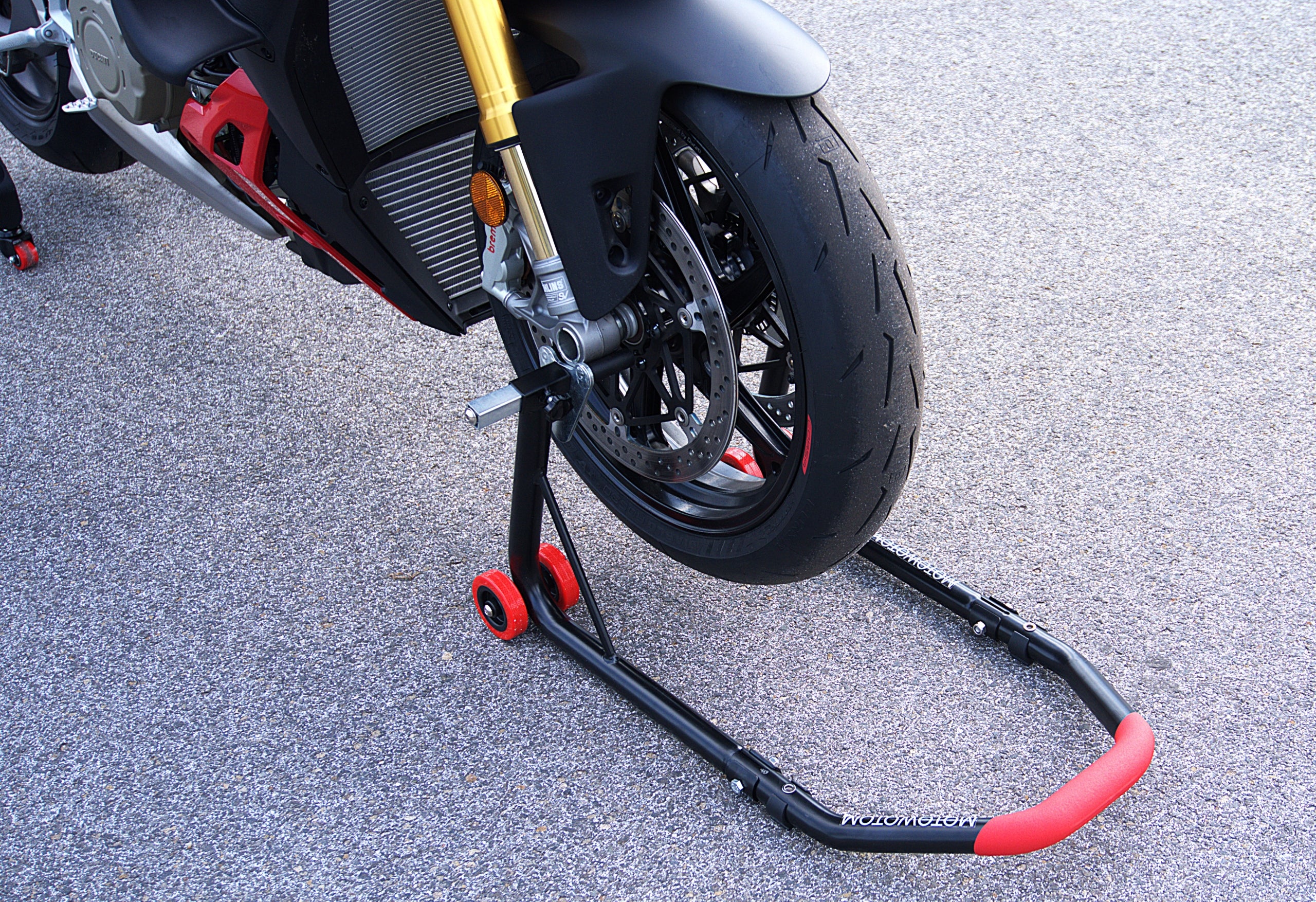 Motorcycle stand front + rear lift for motorcycle set swing arm roller Manufacturer code d18RF