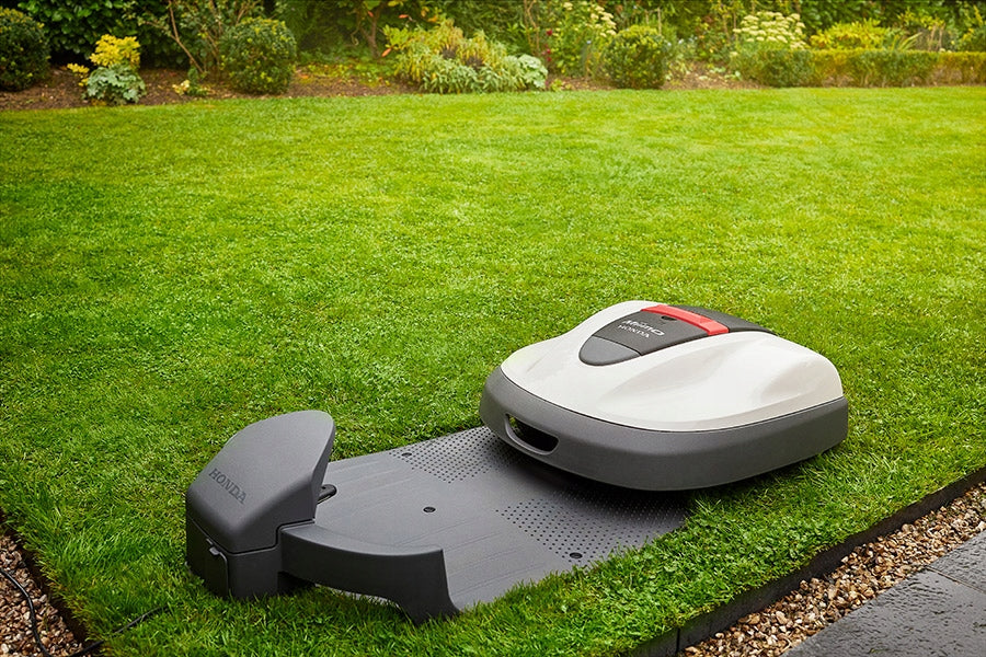 Mowing robot HRM 310 Brand Honda