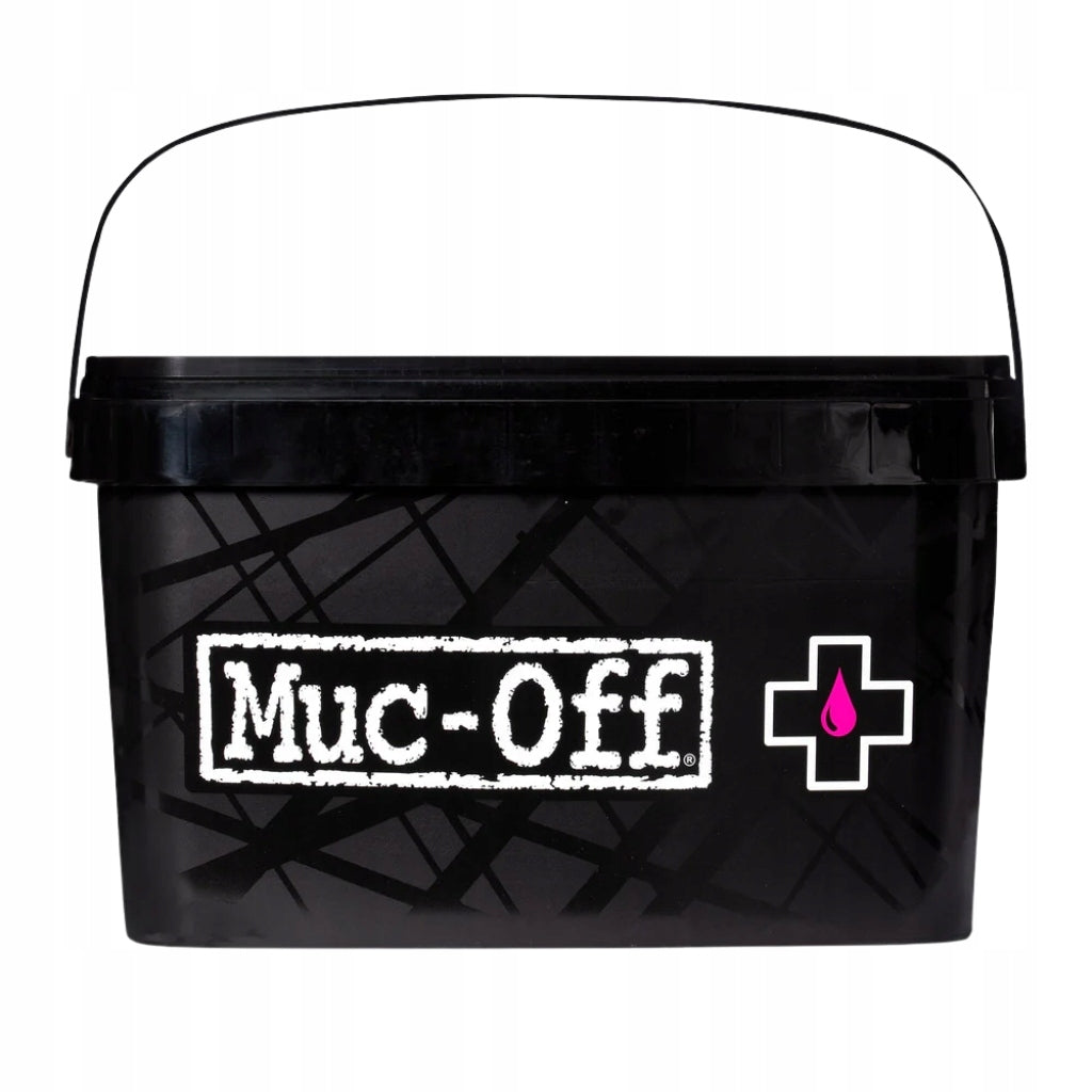 Muc-Off 8 in One Washing Kit Model 250