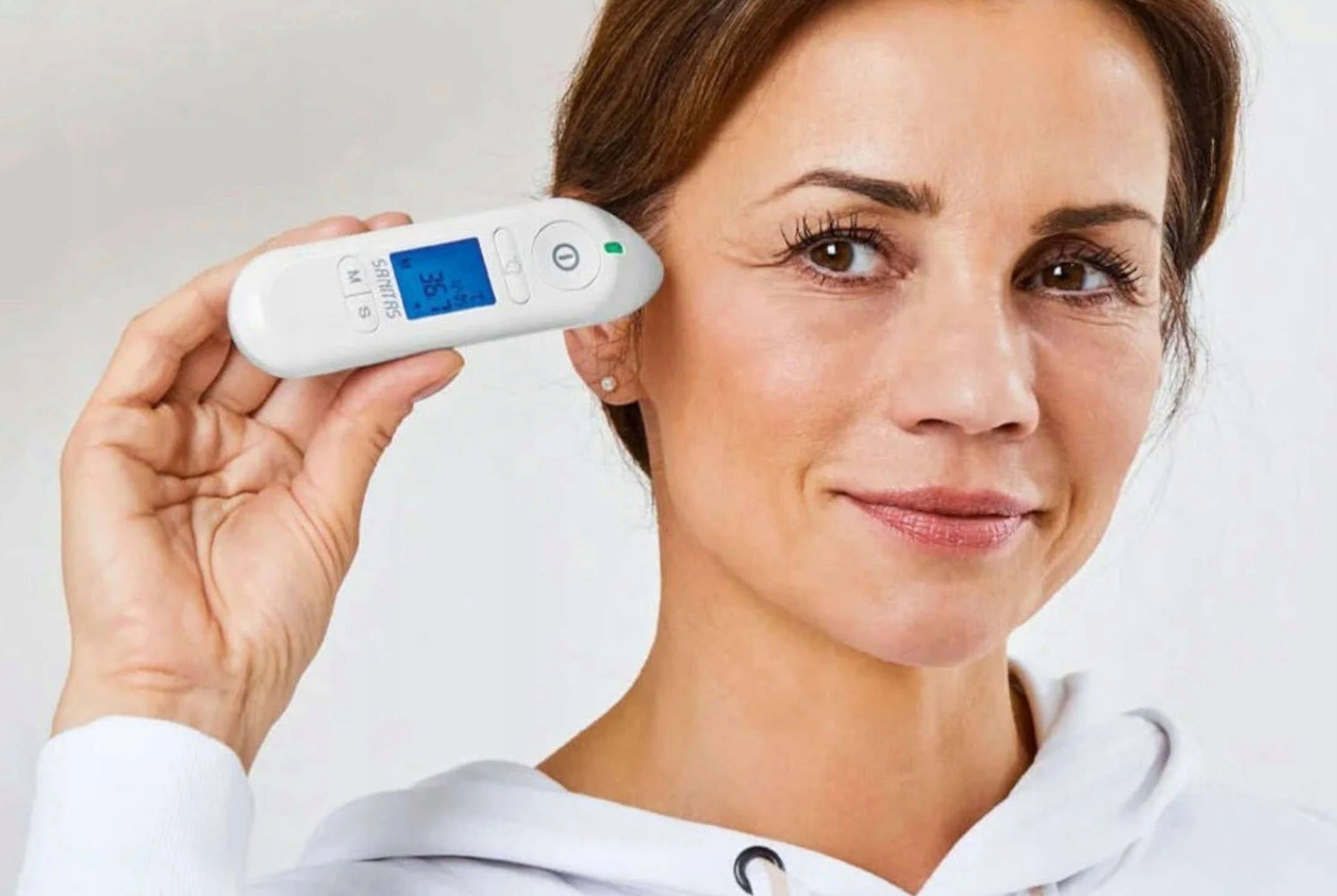 Multifunctional thermometer ear forehead liquids LED quick measurement Sanitas CE New Medical device no