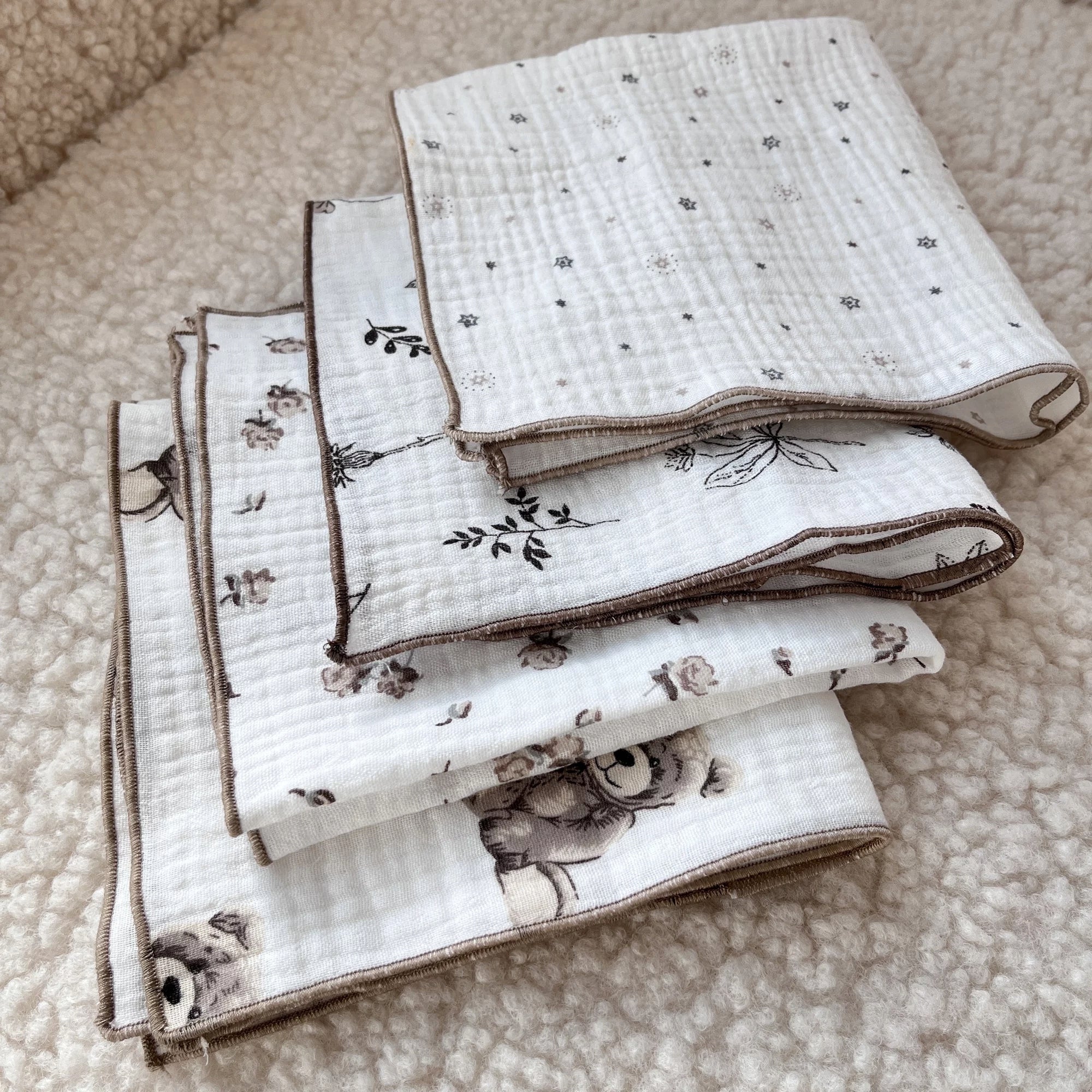 Muslin Diaper Pour 30x30 cm - Sweet Ted Baby Wipe Brand Pepi