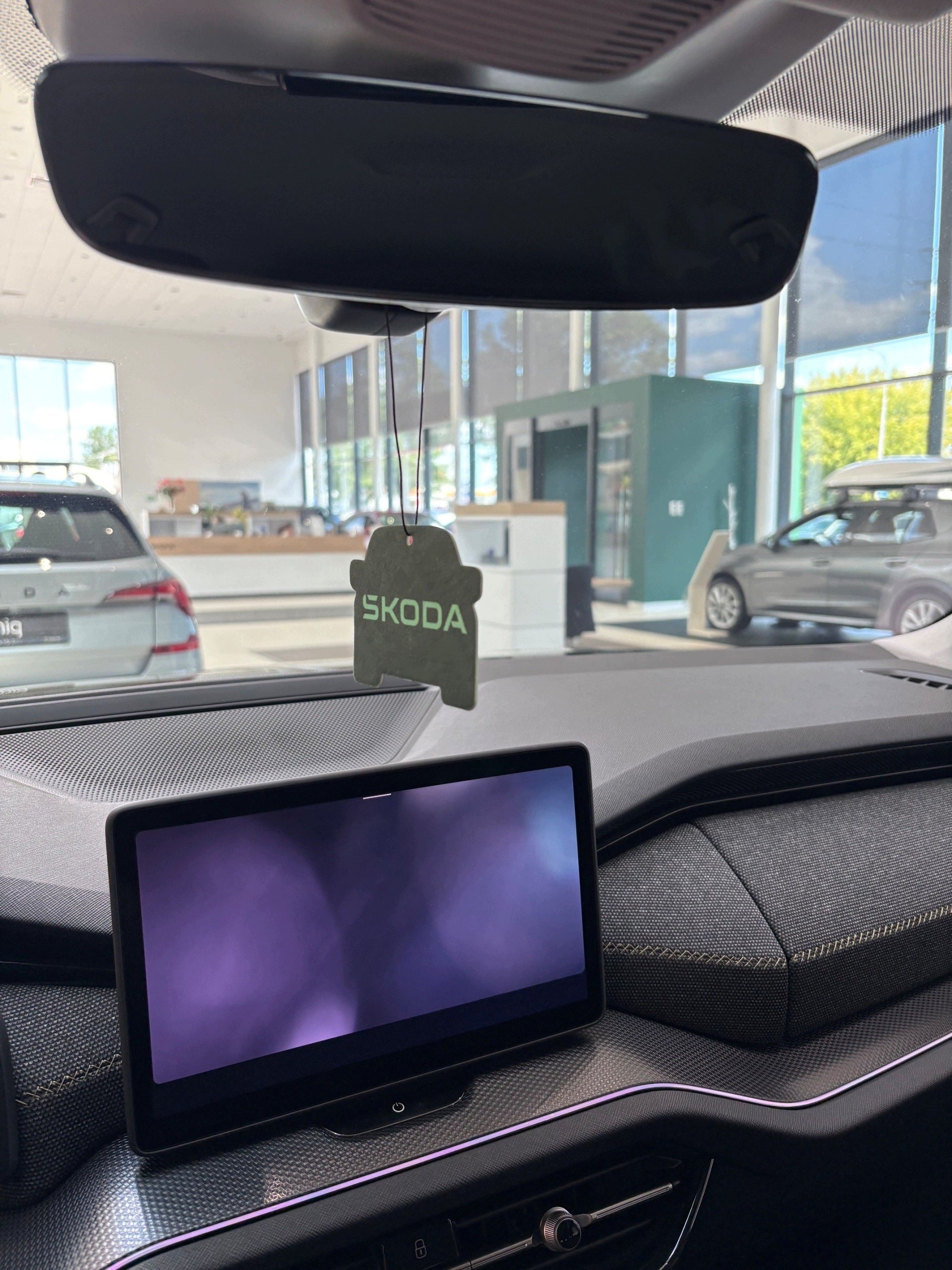 NEW CAR FRAGRANCE FOR SKODA Invictus Marine Notes Packaging status original