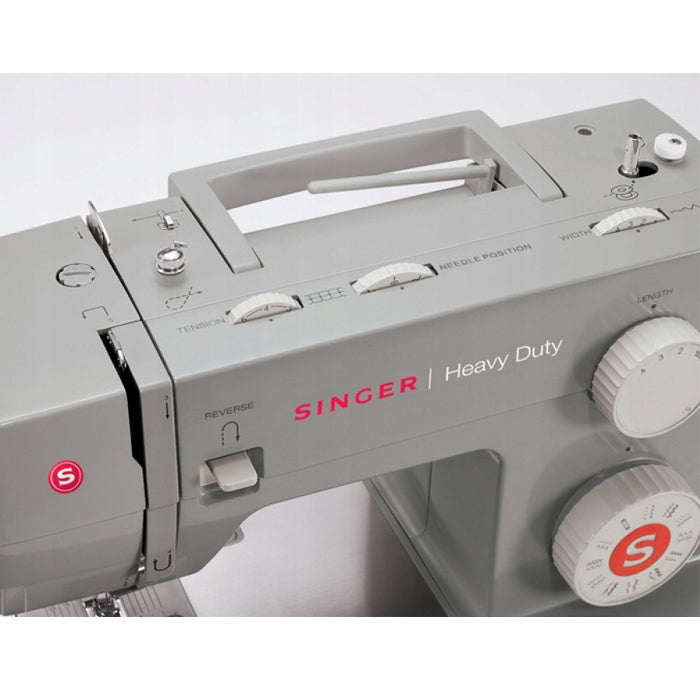 NEW PROFESSIONAL SEWING MACHINE SINGER 4423 23 PROGRAMS Brand SINGER