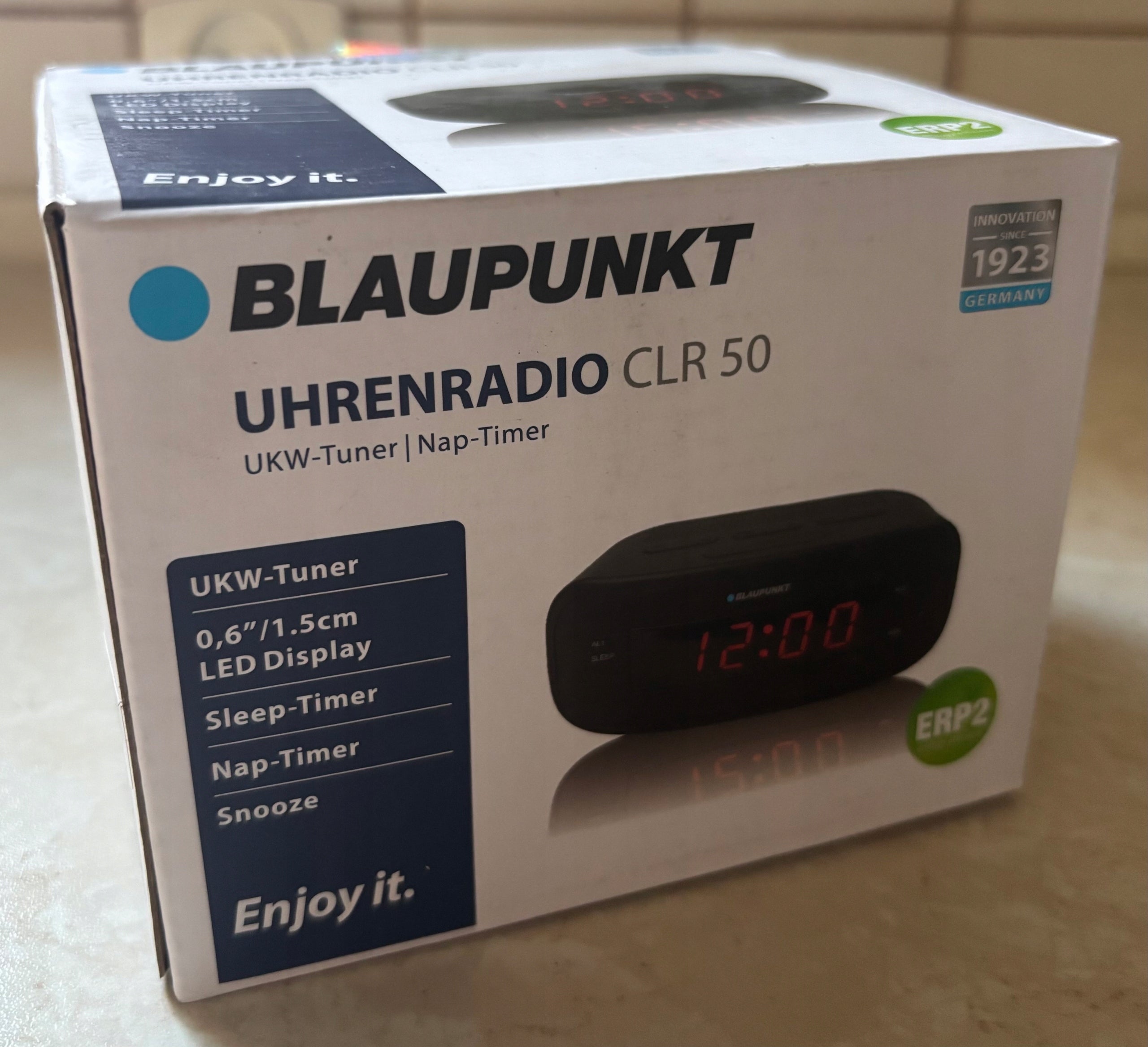 NEW RADIO CLOCK ALARM CLOCK RADIO ALARM CLOCK FM BLAUPUNKT CLR50 BLACK Packaging status original