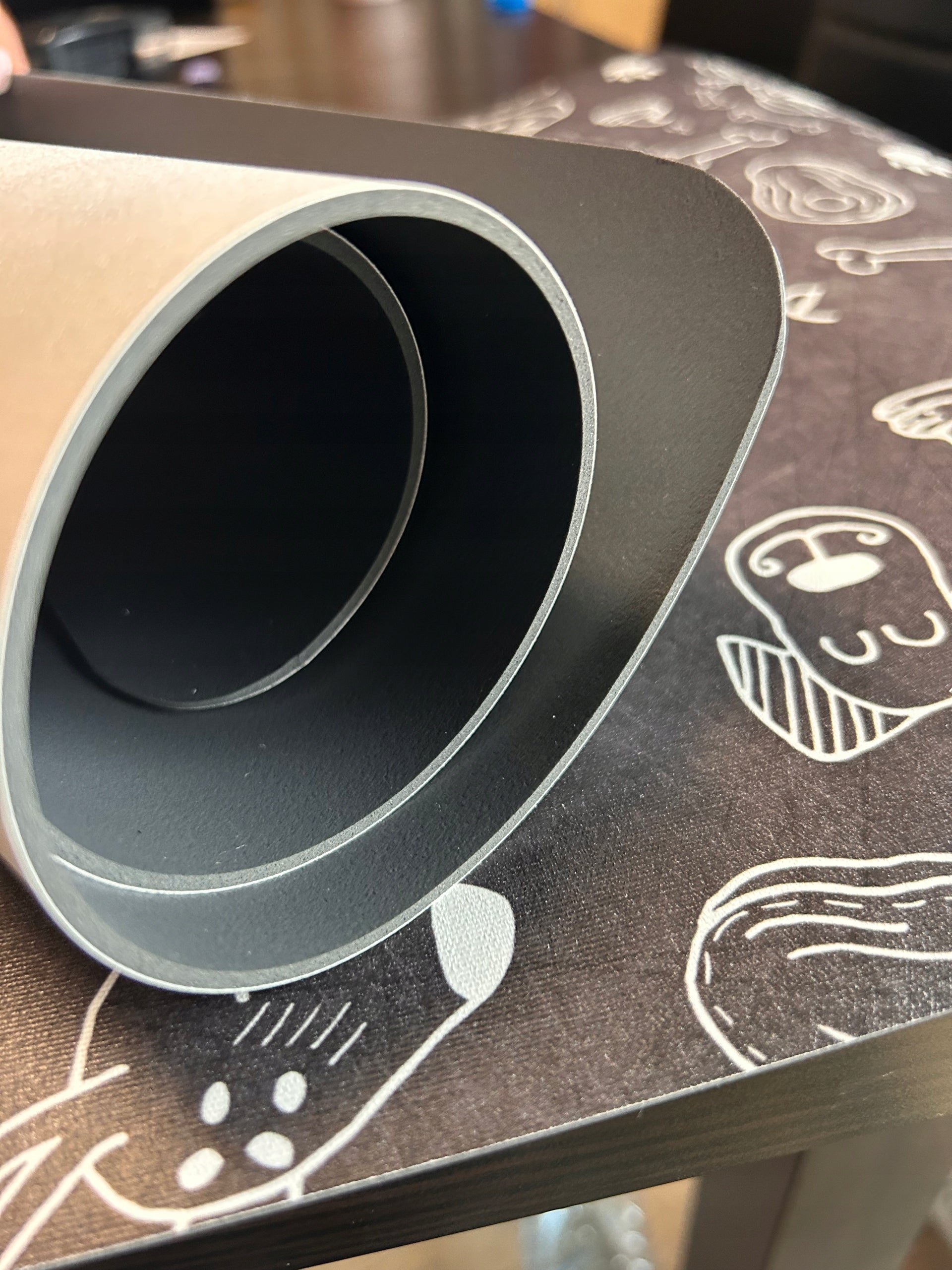 NON-SLIP protective bowl mat pet bed 49x33cm Capacity 0 l