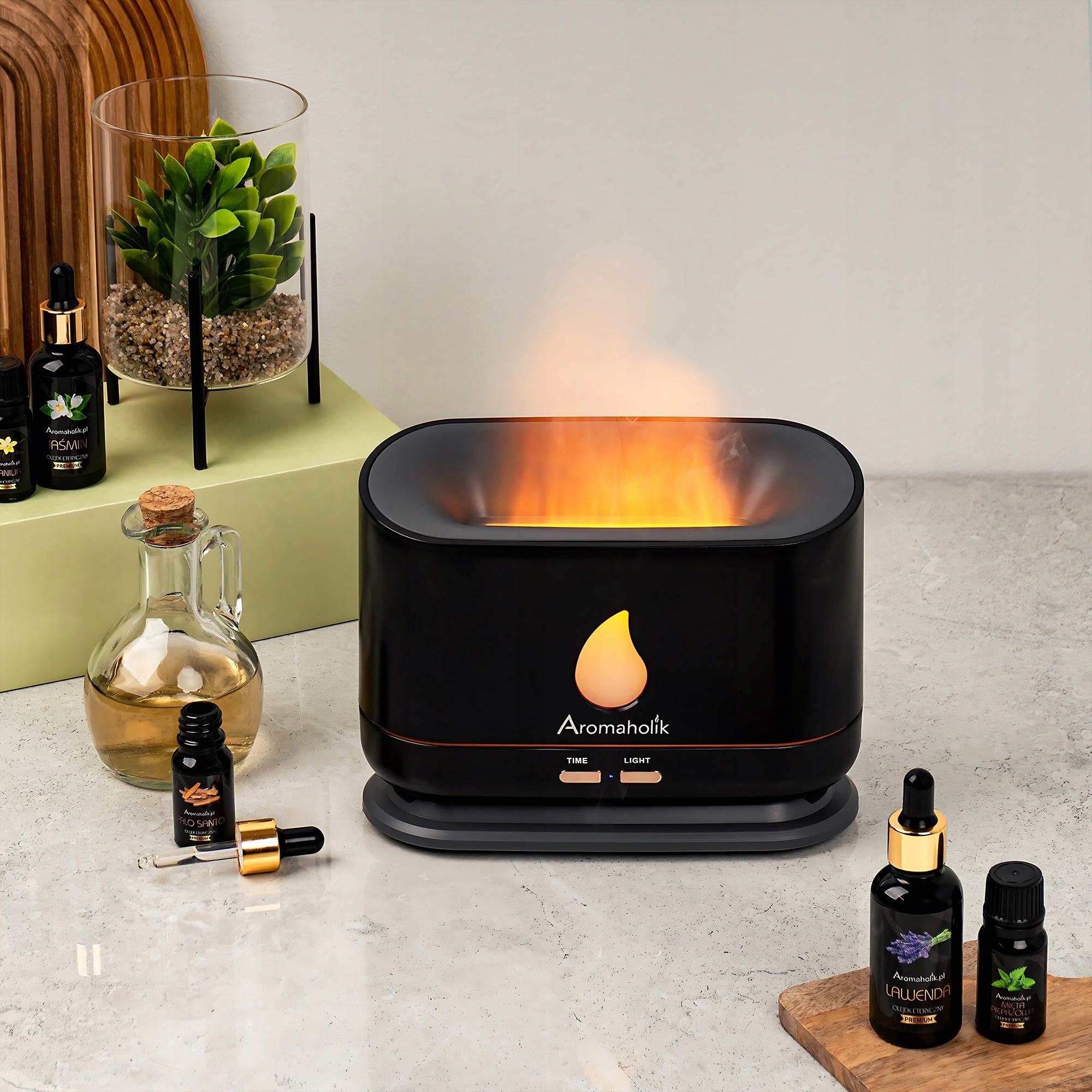 Night Light with Moisturizing Function + Essential Oils Aromatherapy Brand Aromaholik
