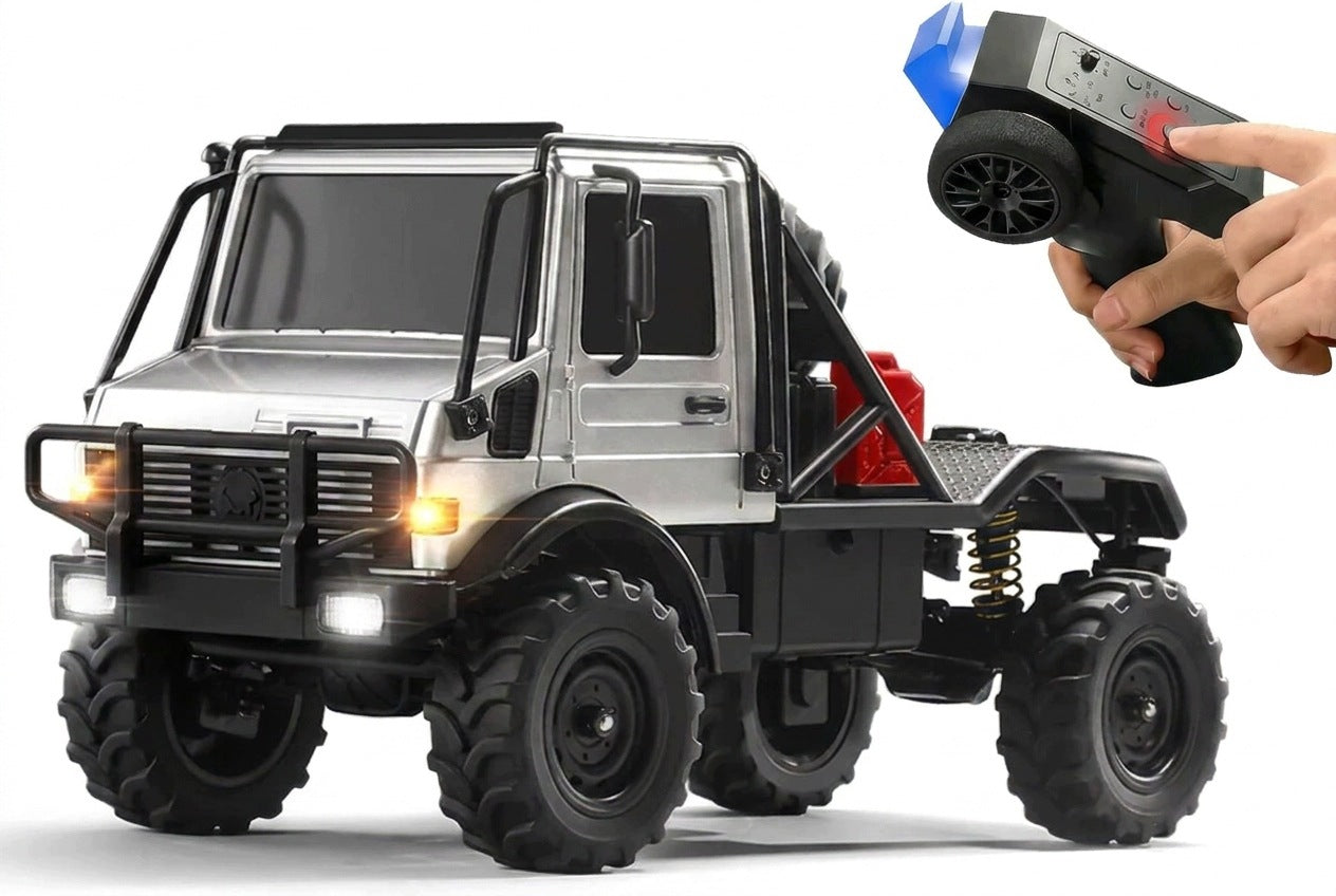 OFF-ROAD VEHICLE 4x4 MN-333 METAL BODY AUTO RC U4000 SILVER