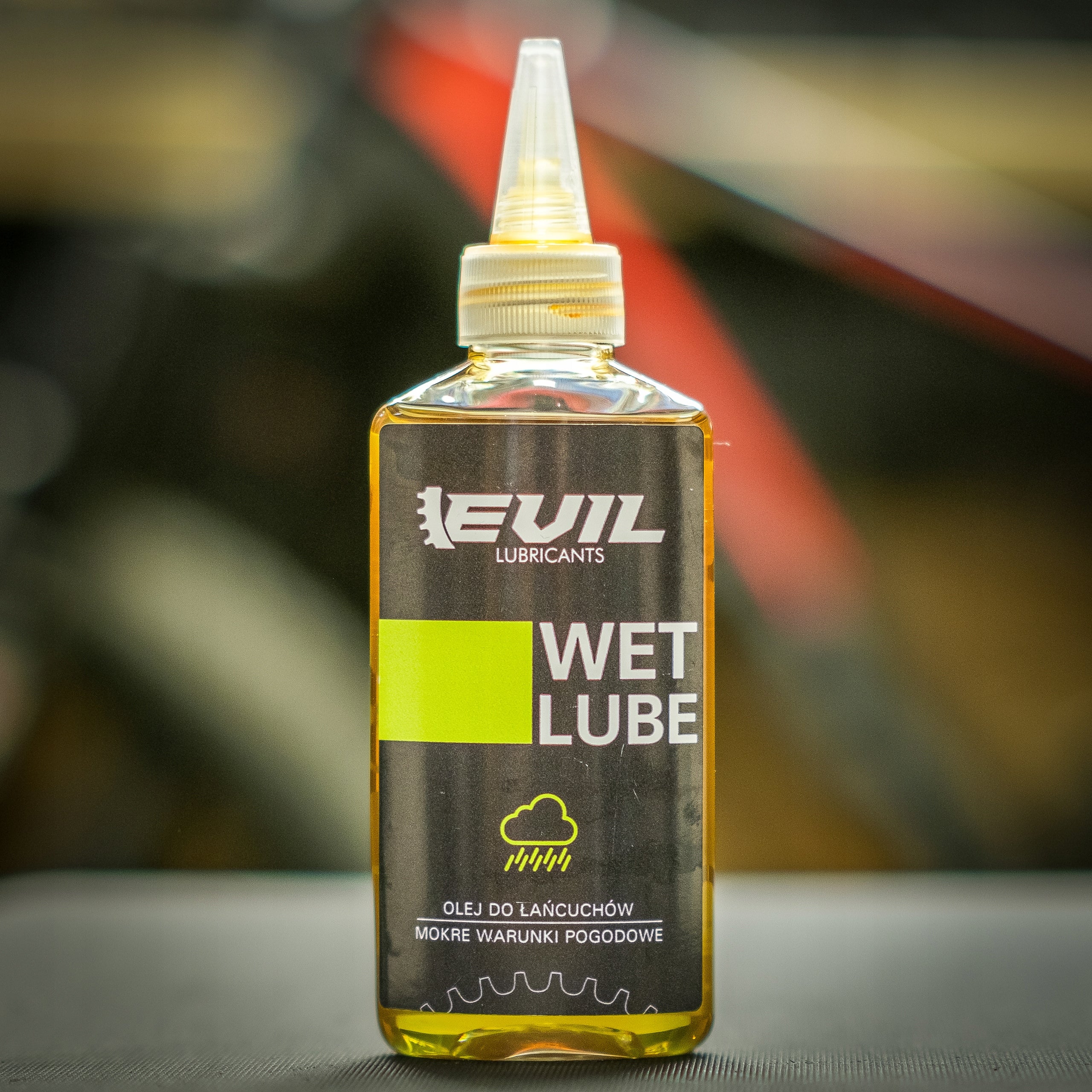 OIL LUBRICANT FOR CHAIN WET LUBE EVIL LUBRICANTS 100ml FOR WET CONDITIONS Kind grease