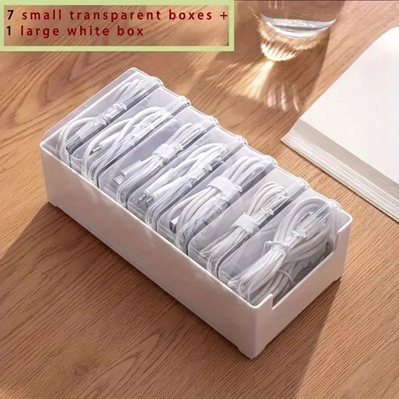 ORGANIZER BOX CHARGER CONTAINER BATTERIES HEADPHONES CABLES WIRES Model P370
