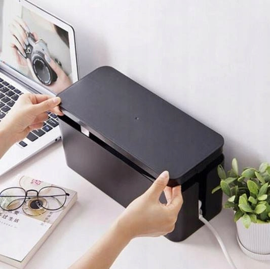 ORGANIZER CONTAINER BOX FOR CHARGERS BATTERIES HEADPHONES WIRES CABLES Manufacturer code APT_AG381A
