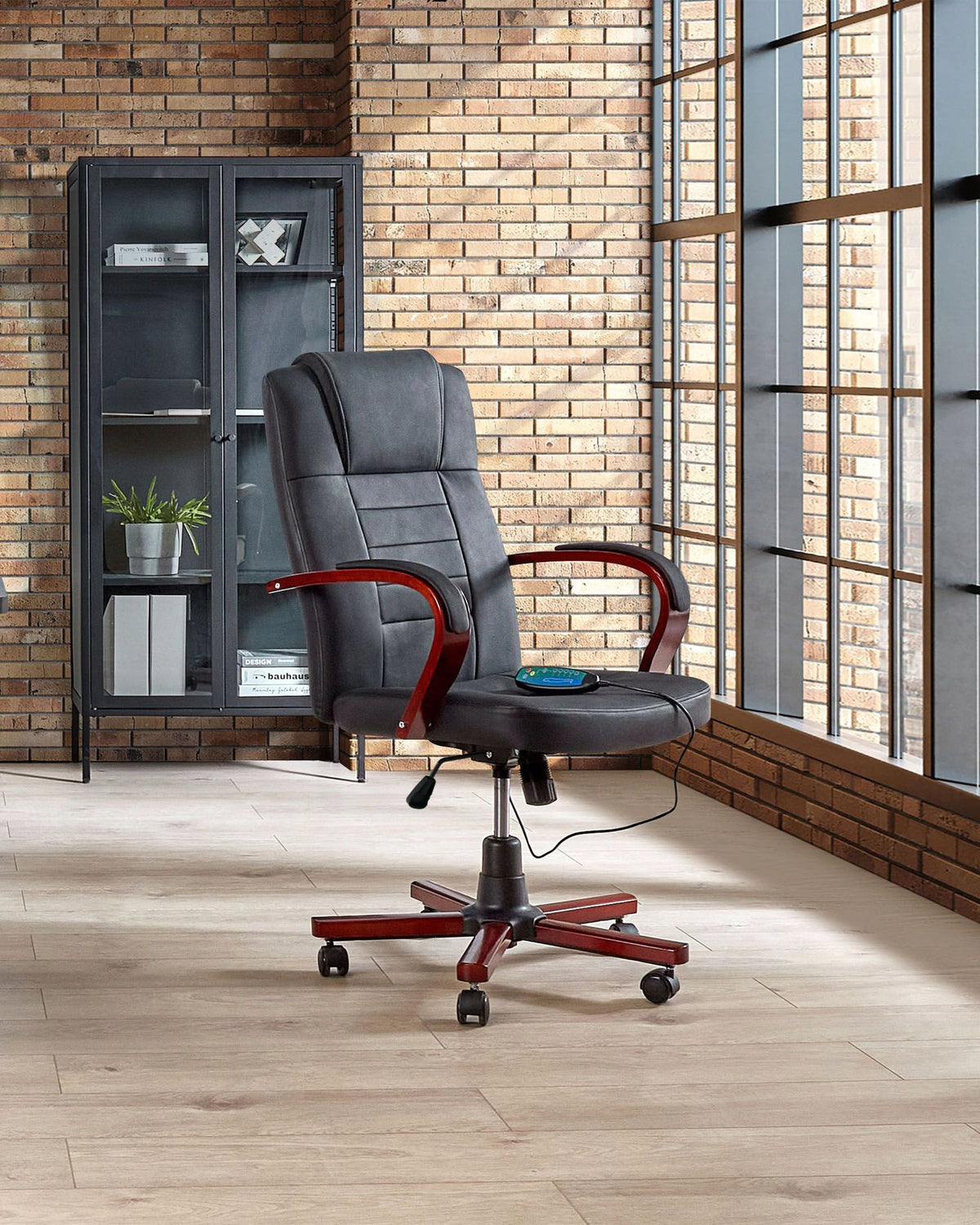 Office chair leather massage black Packaging status original