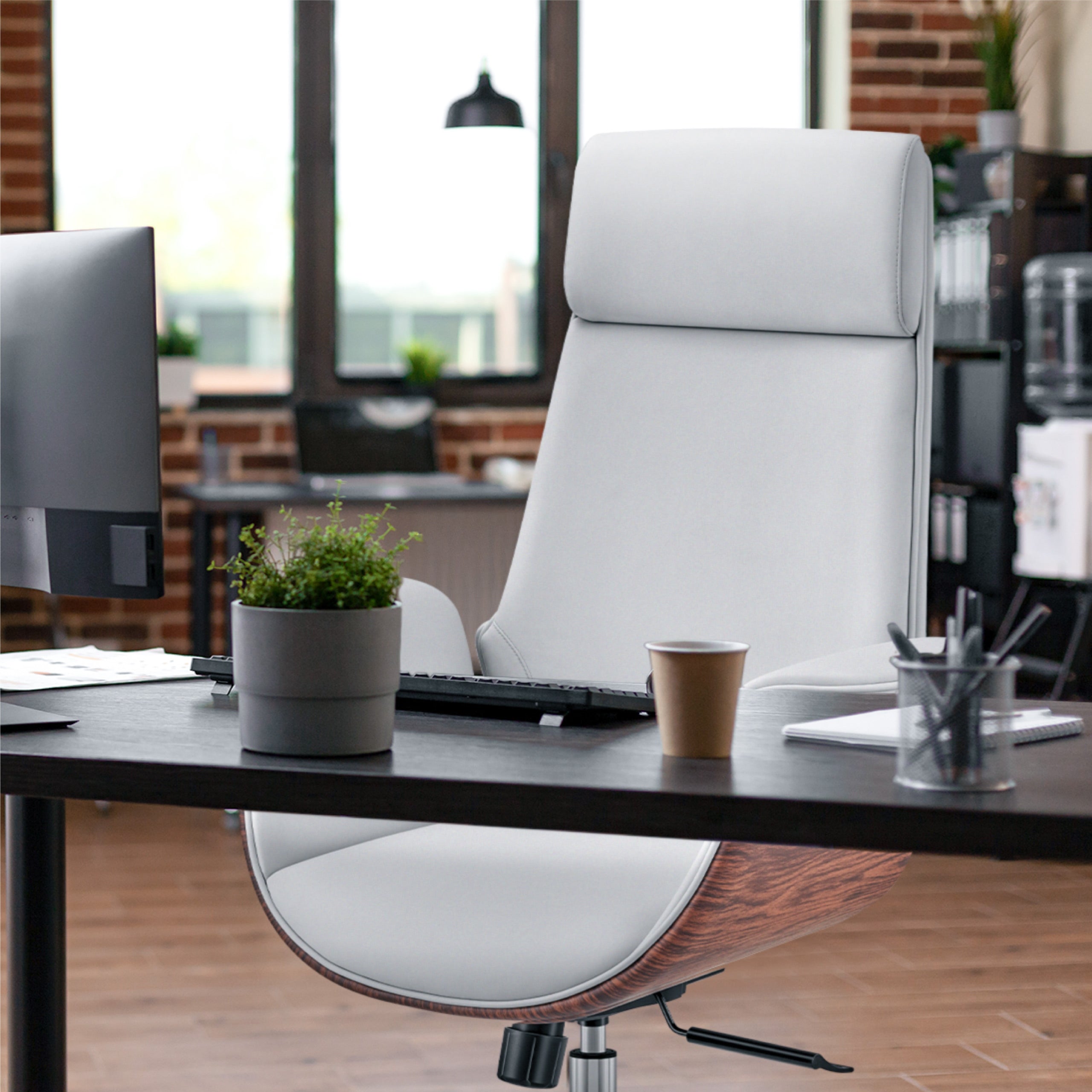 Office swivel chair MARK ADLER leather eco ergonomic wood 130 kg Packaging status original