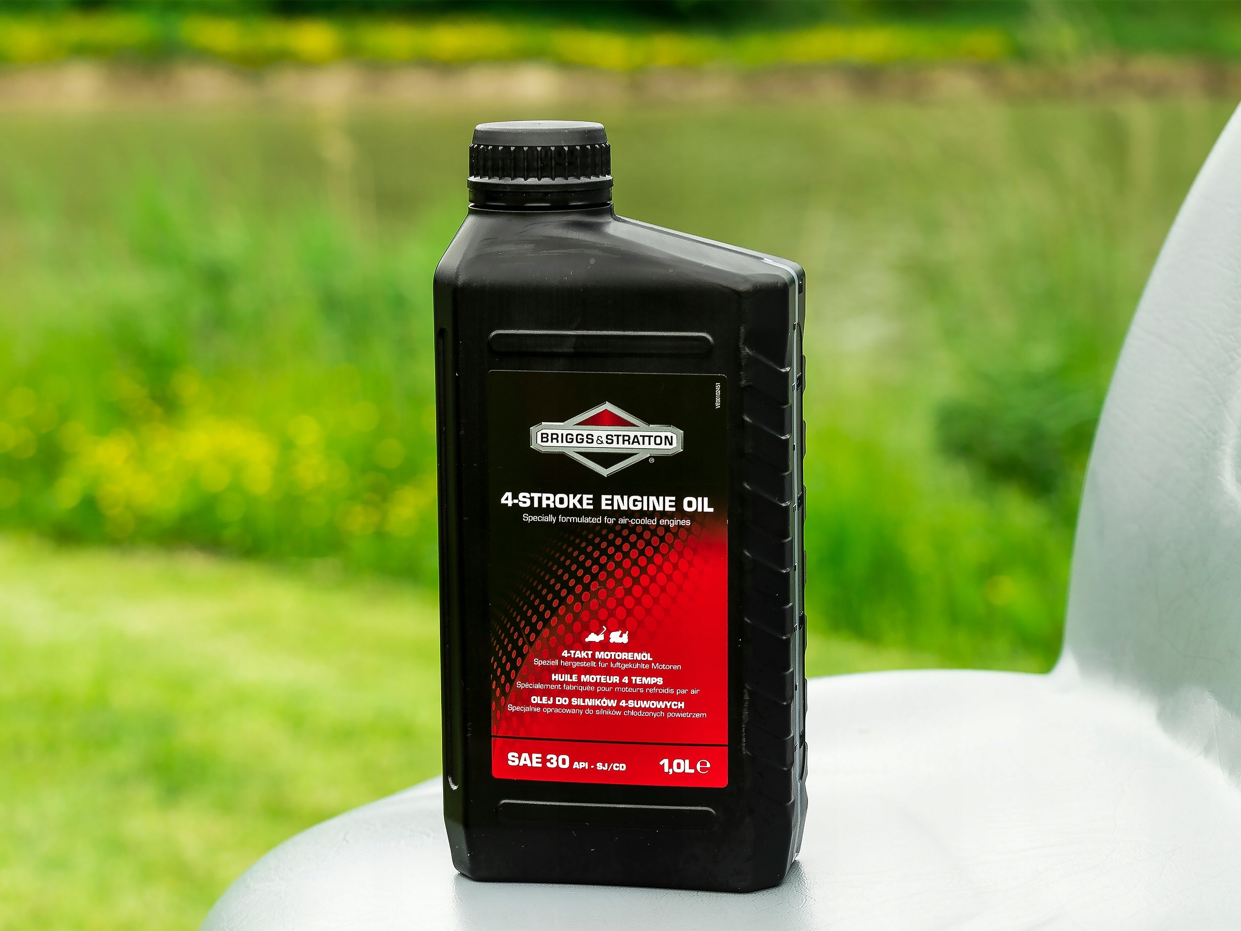 Oil for B&S 1,0l SAE30 lawn mower Product width 5.9 cm