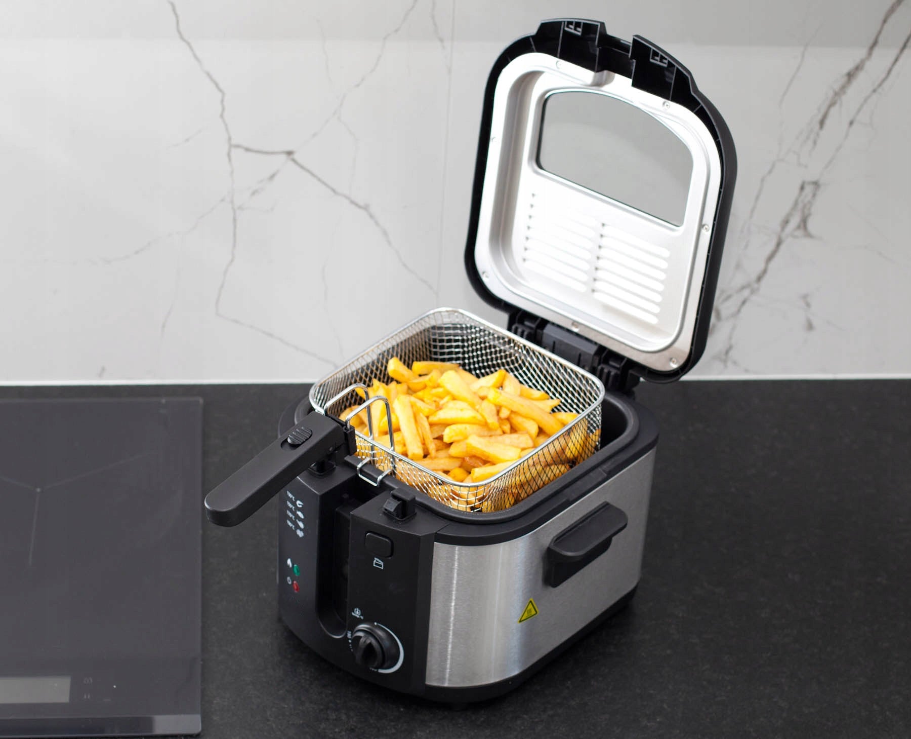 Oil fryer 1900W – air fryer | large capacity easy cleaning Manufacturer code frytkownica-1900