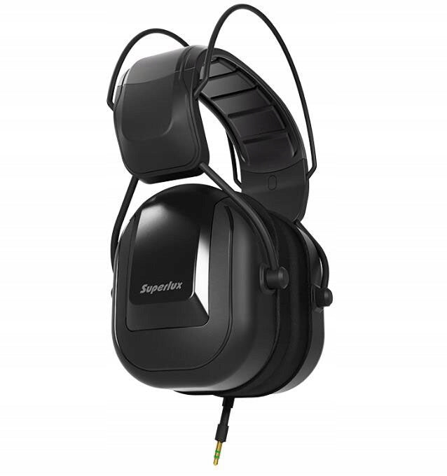 On-ear headphones Superlux HD665 monitor for studio bass players